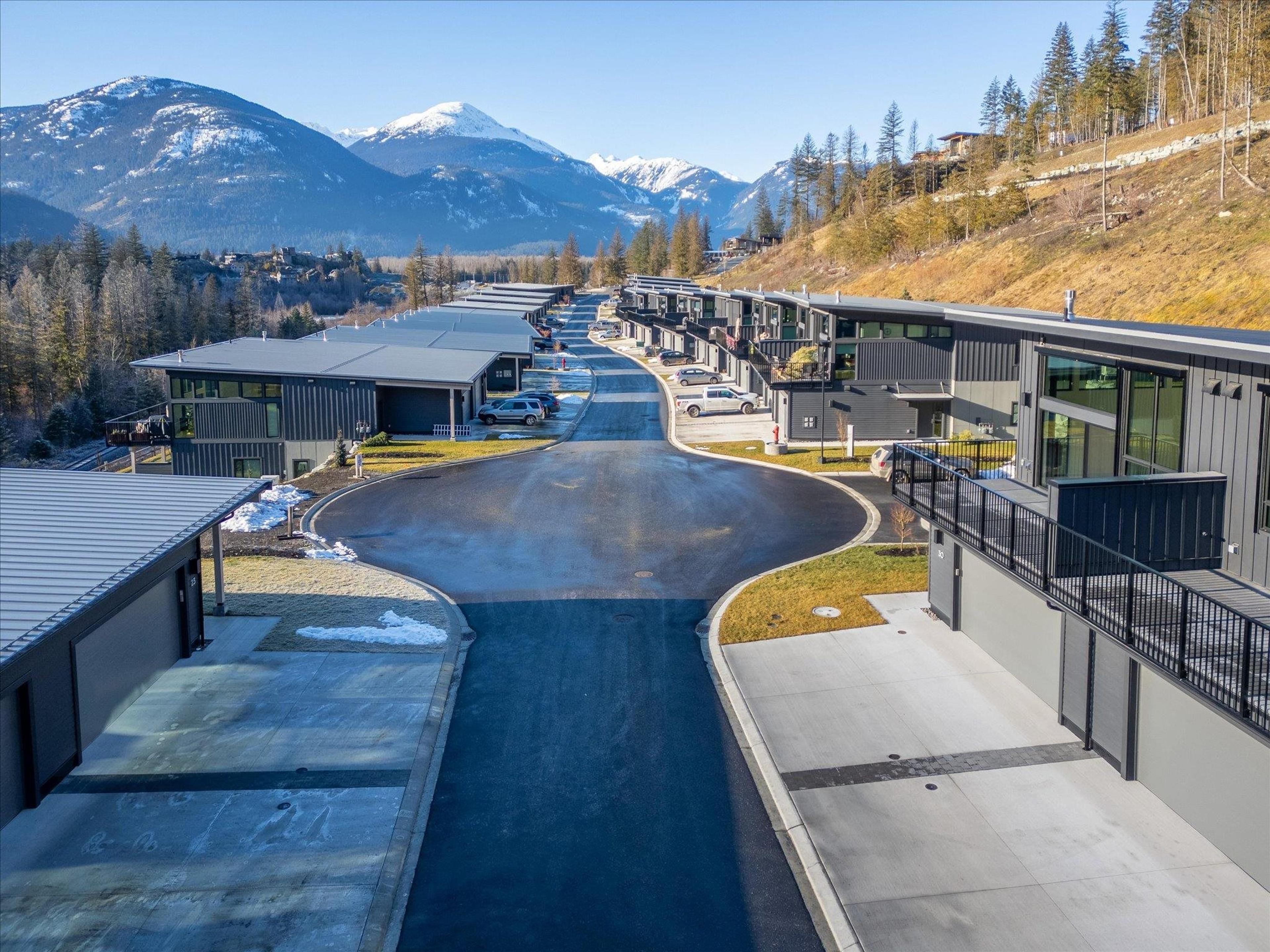 4000 Sunstone Way, Pemberton - Exteriors - Full Complex View, Drone/Aerial View - Photo 4