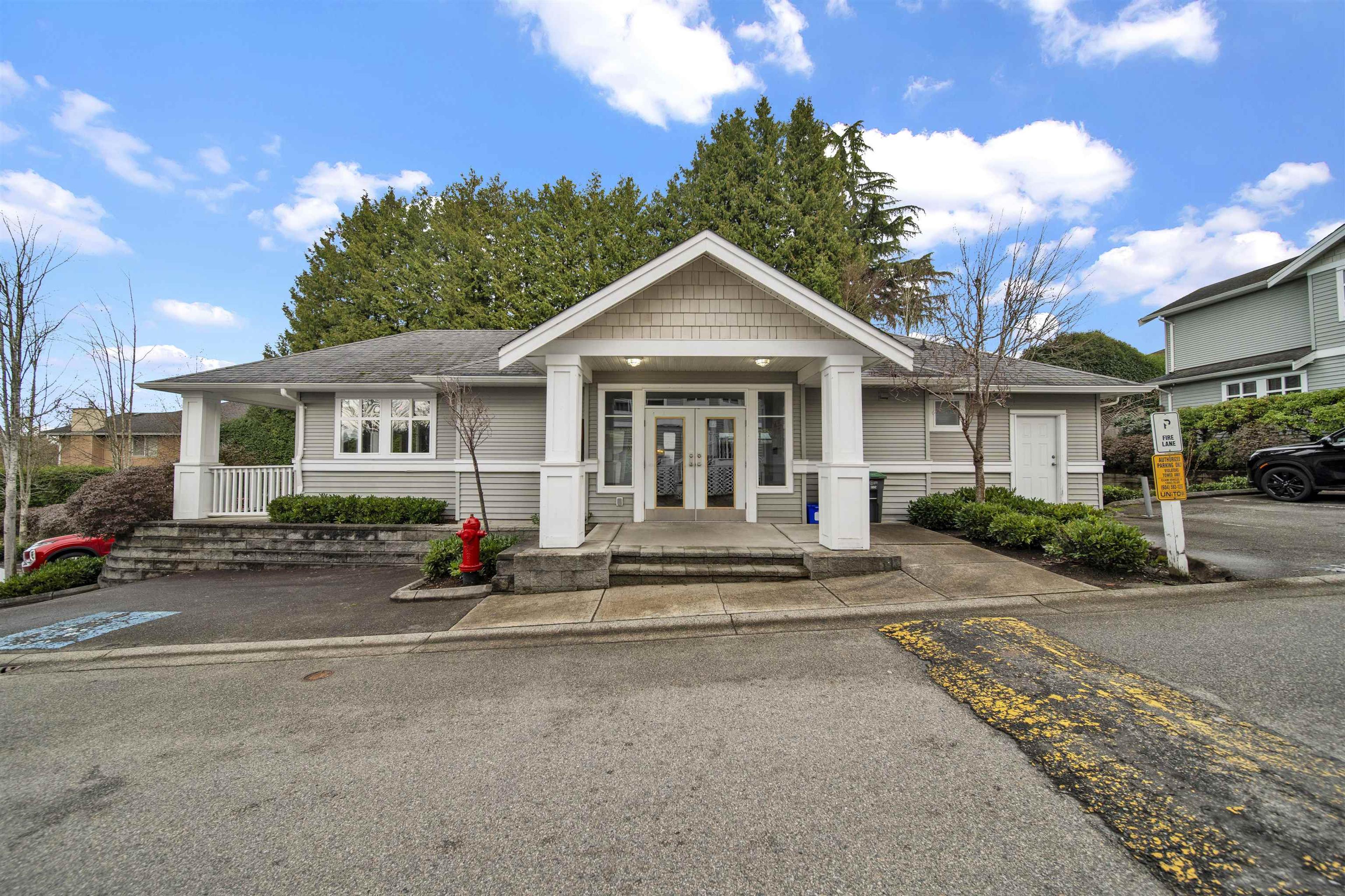 12128 68 Avenue, Surrey - Exteriors - Photo 5