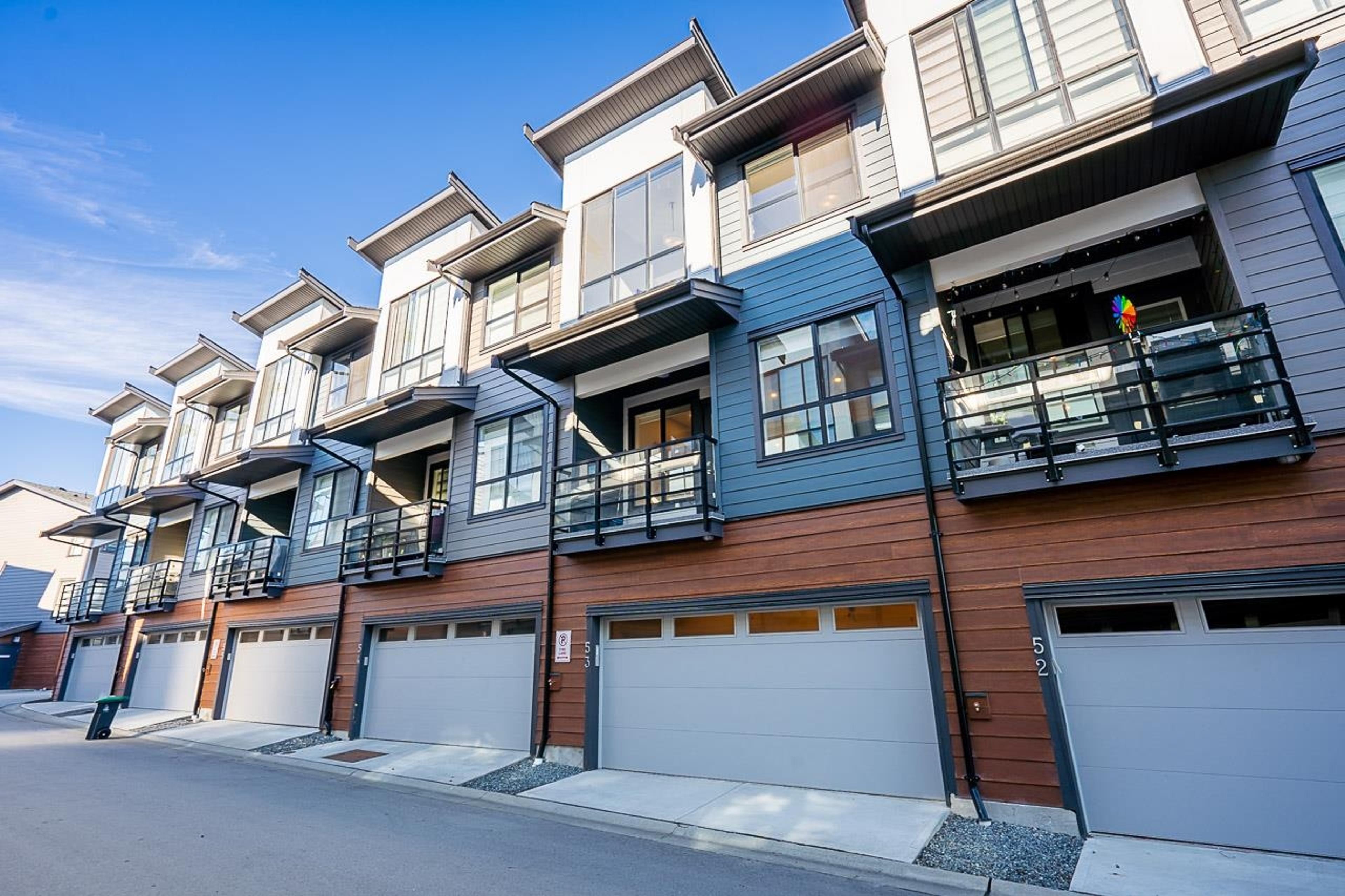 7177 194a Street, Surrey - Exteriors - Full Complex View - Photo 2