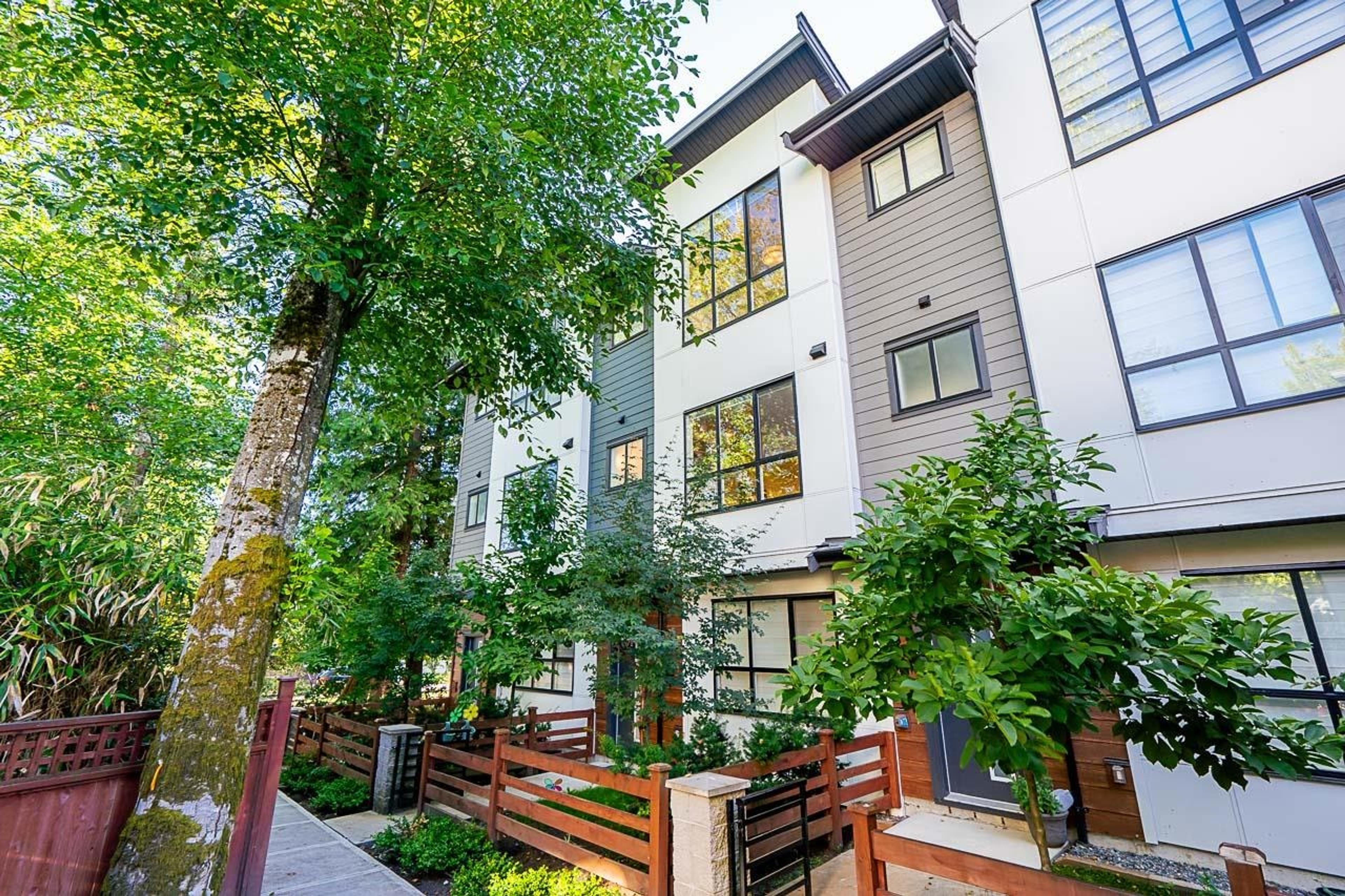 7177 194a Street, Surrey - Exteriors - Full Complex View - Photo 3