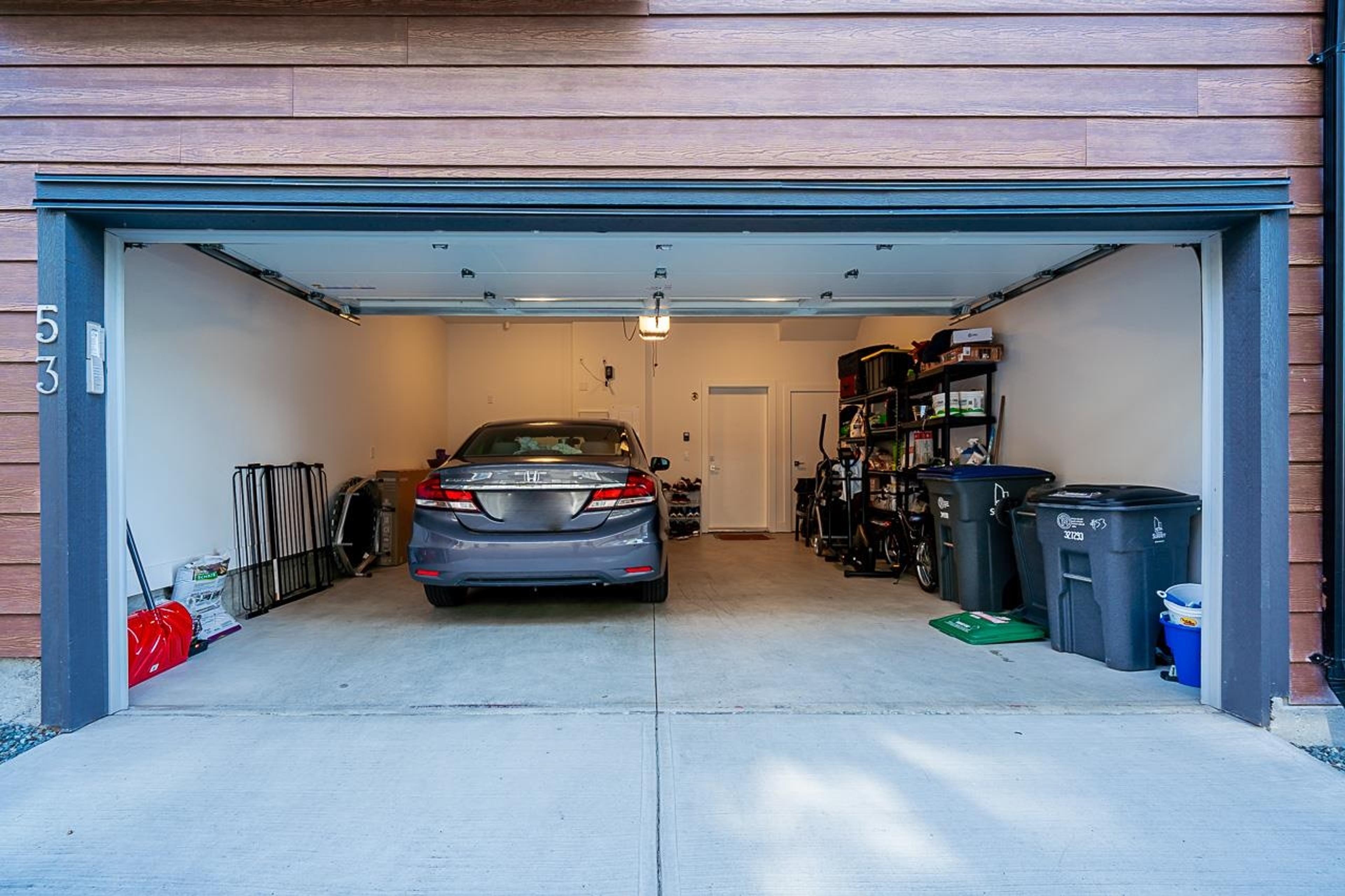 7177 194a Street, Surrey - Exteriors - Photo 4