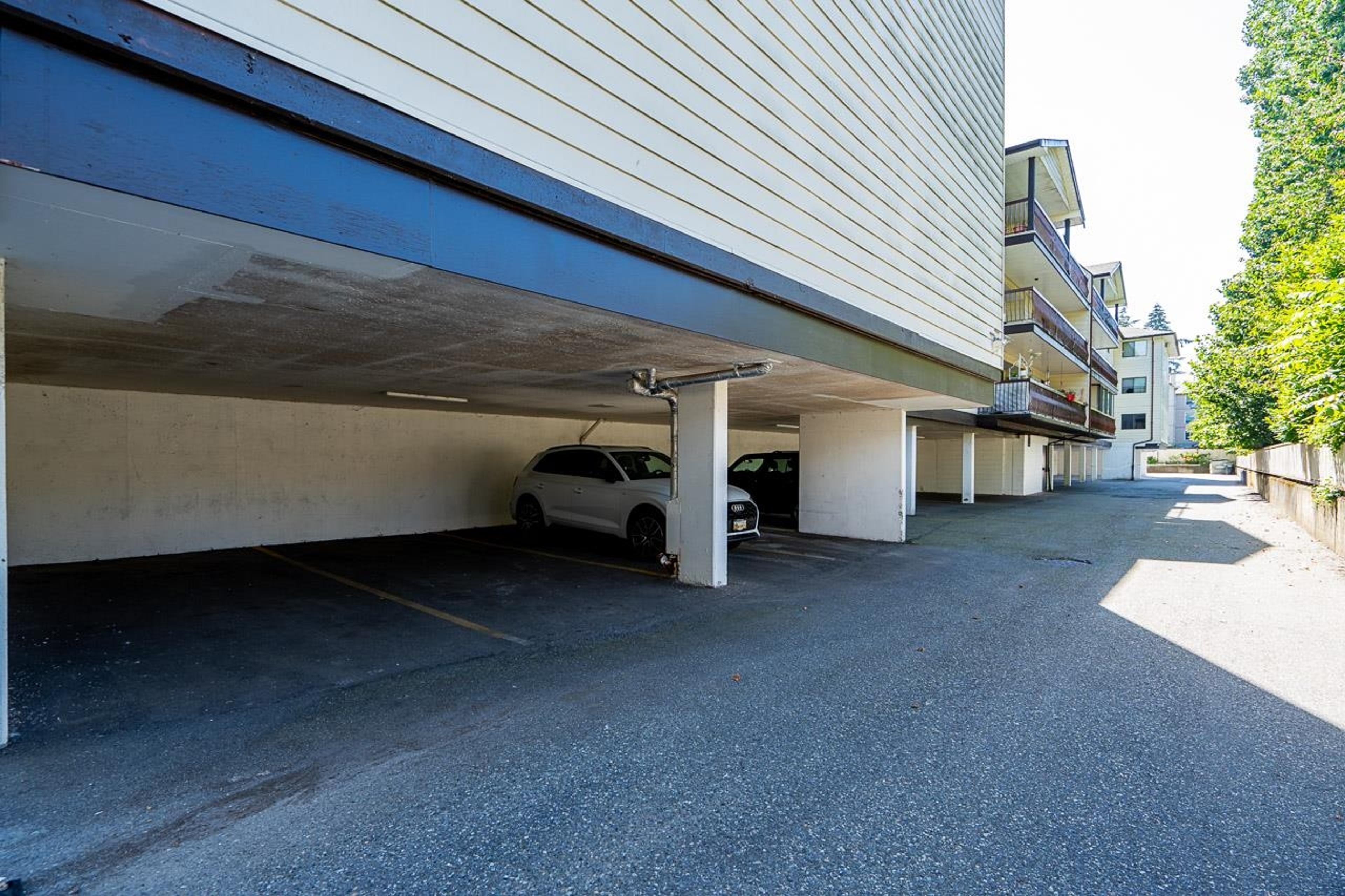 32055 Old Yale Road, Abbotsford - Exteriors - Photo 4