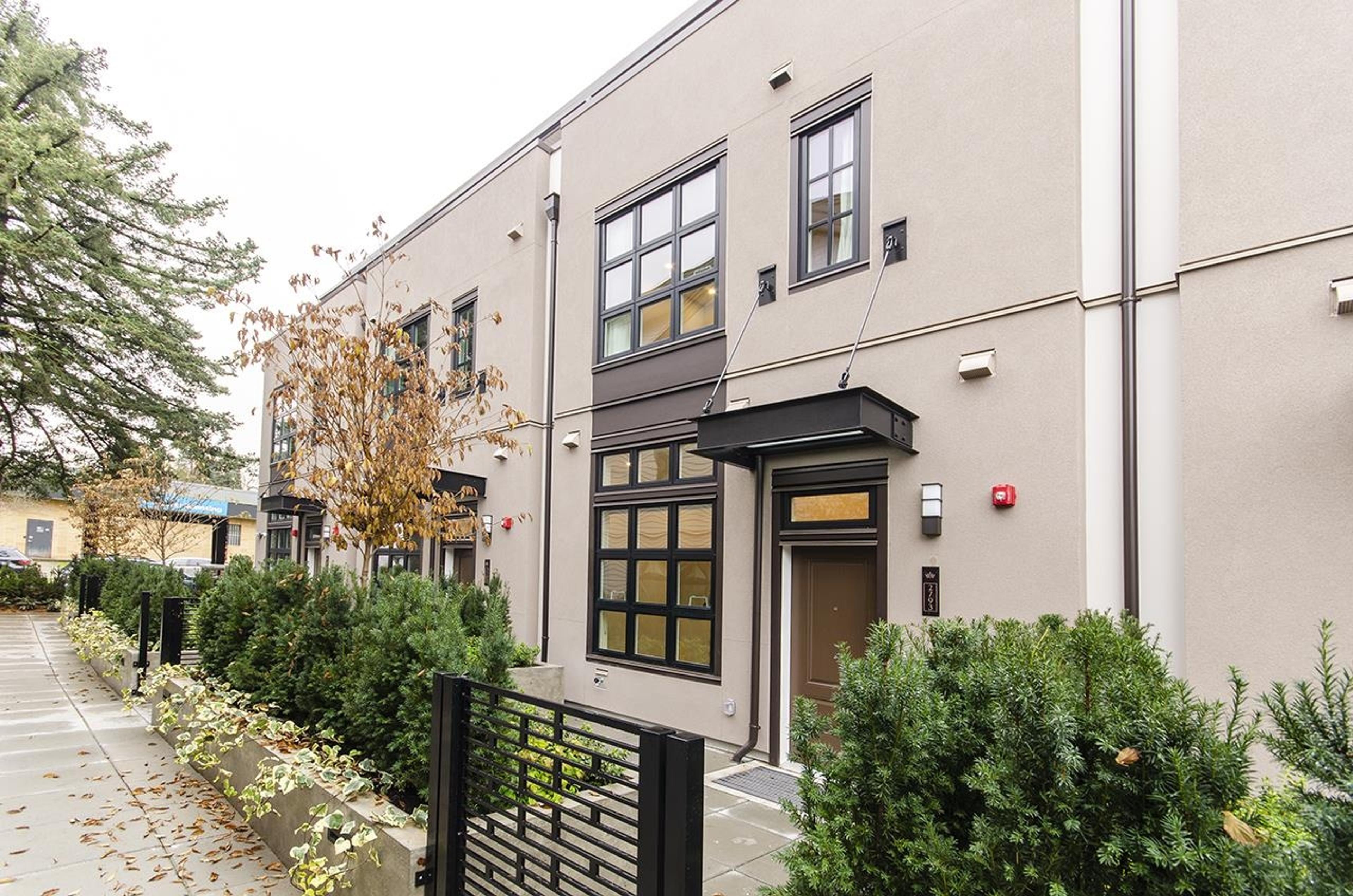 2789 Alamein Avenue, Vancouver - Exteriors - Full Complex View - Photo 1