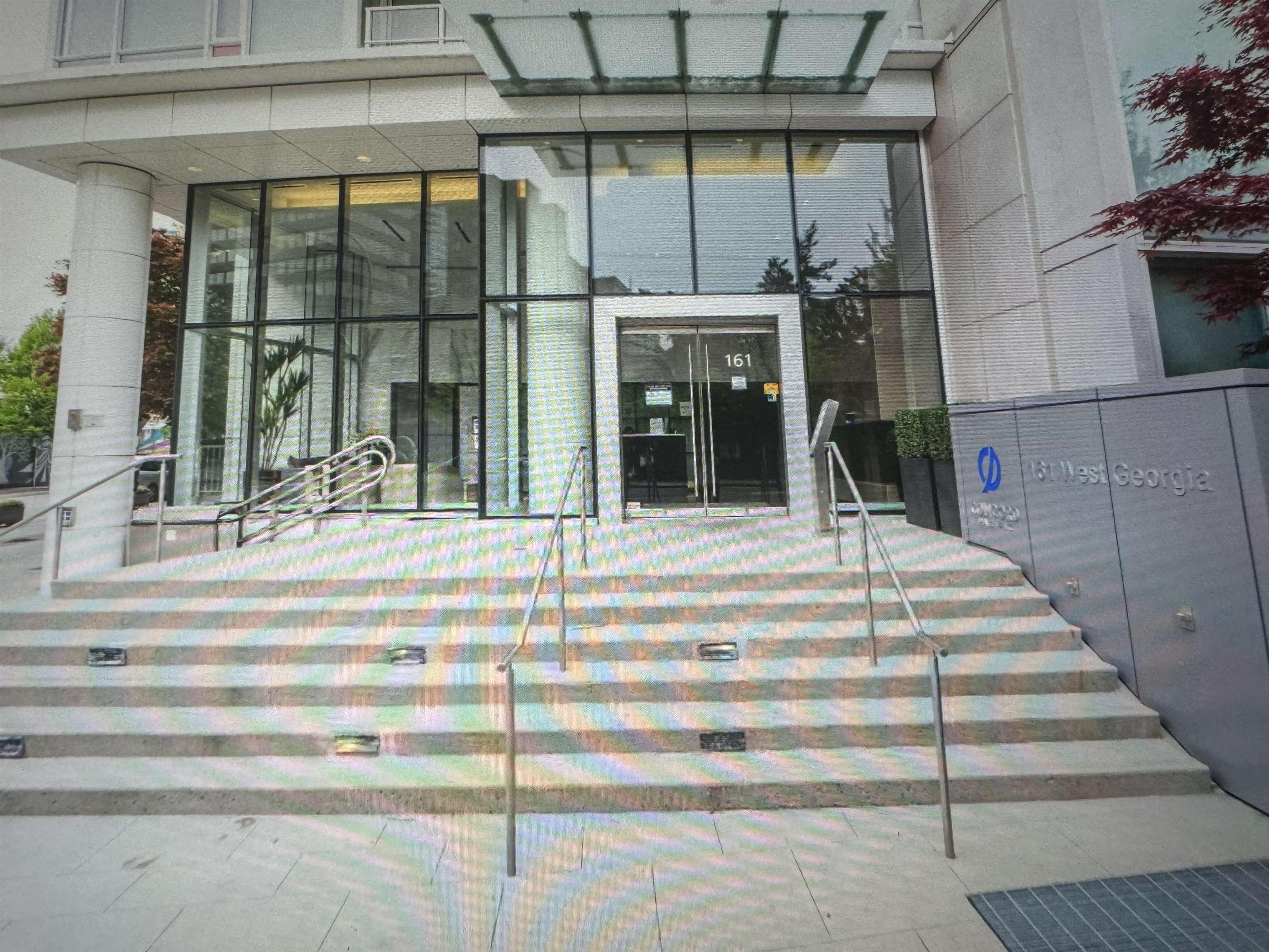 161 W Georgia Street, Vancouver - Exteriors - Photo 1