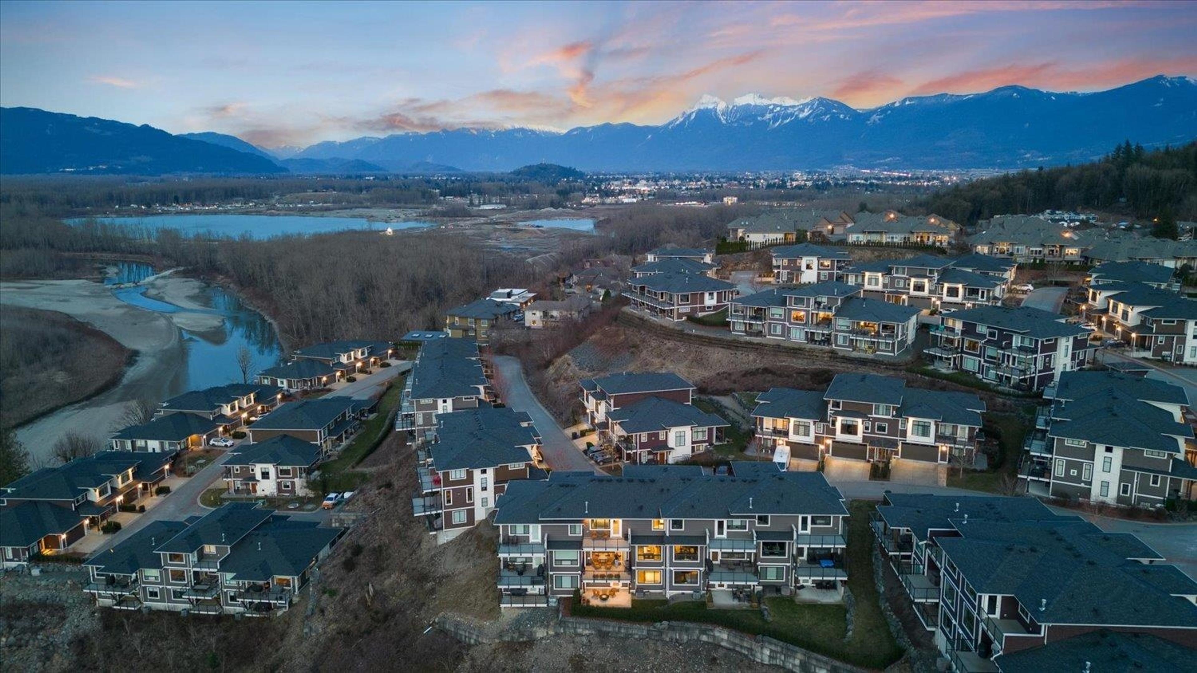 43685 Chilliwack Mountain Road, Chilliwack - Exteriors - Full Complex View, Drone/Aerial View - Photo 2