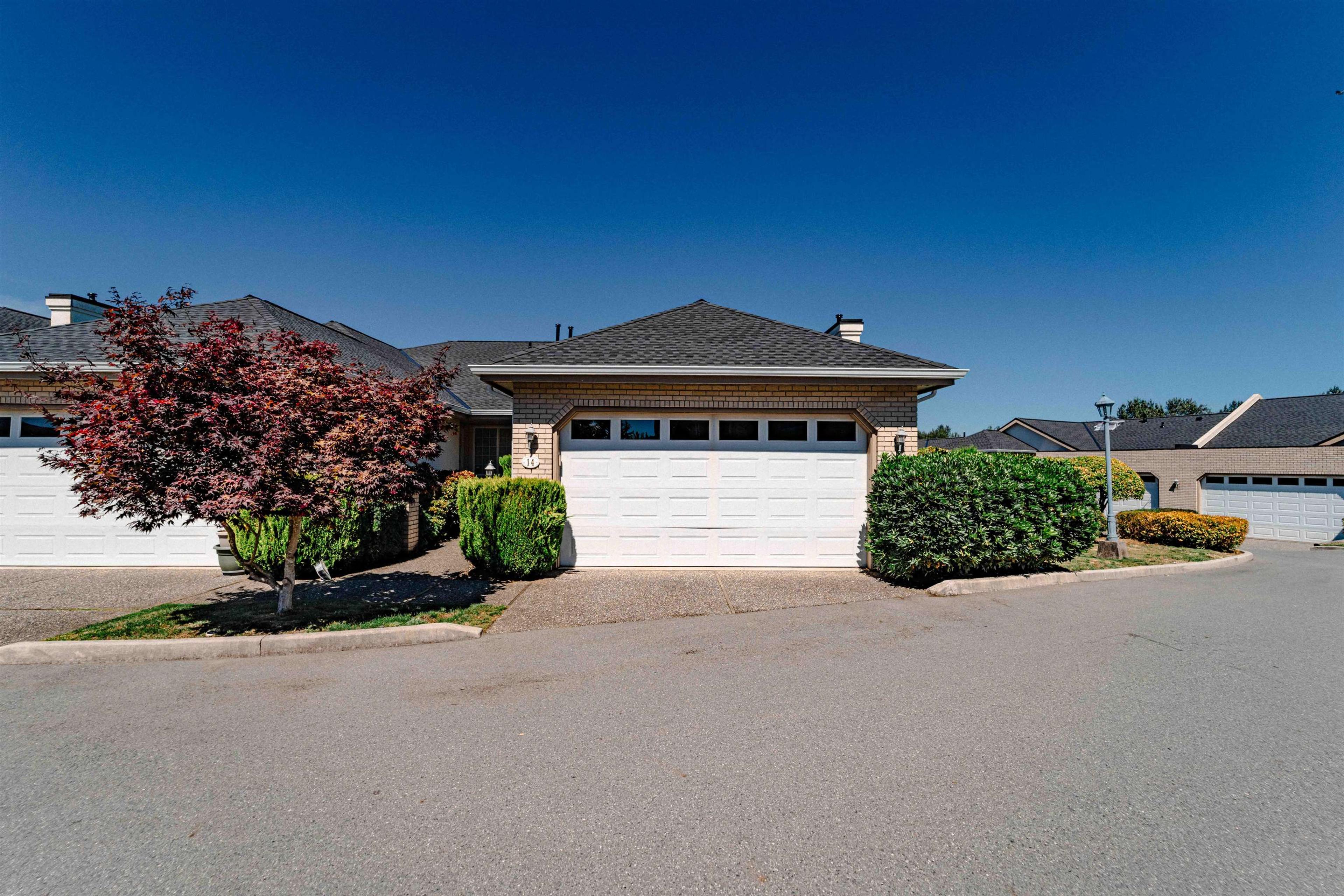 31450 Spur Avenue, Abbotsford - Exteriors - Full Complex View - Photo 2