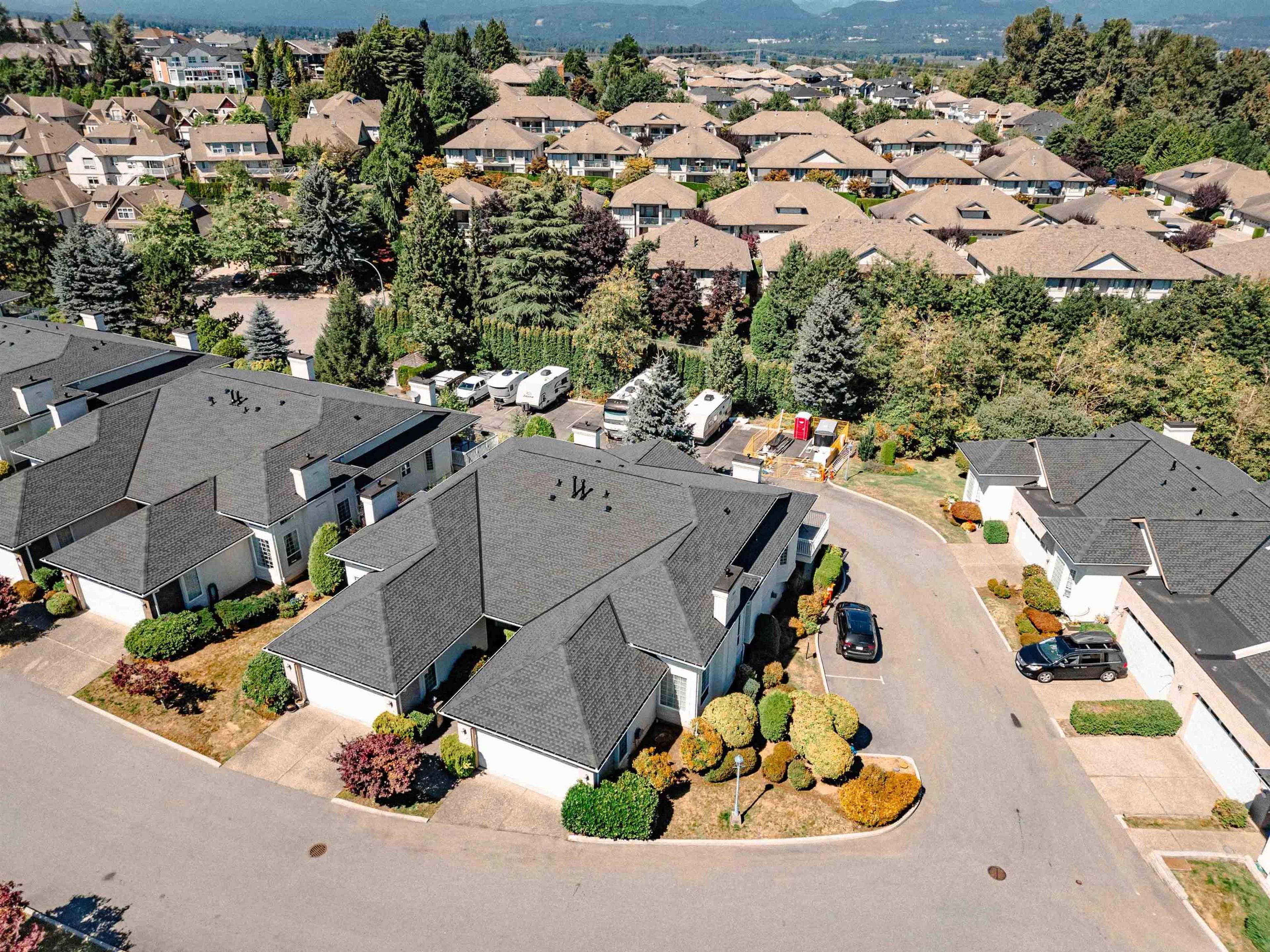 31450 Spur Avenue, Abbotsford - Exteriors - Full Complex View, Drone/Aerial View - Photo 5