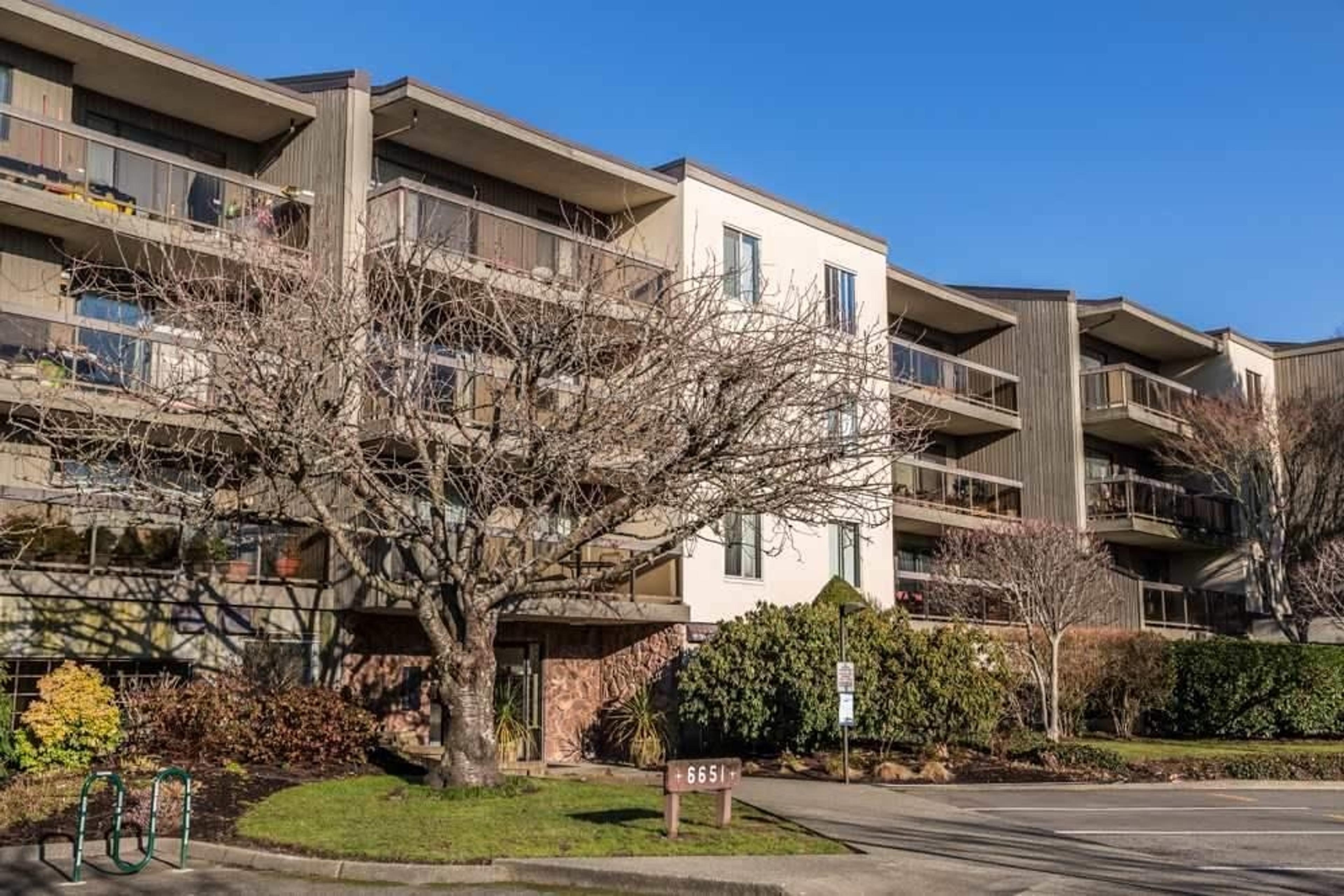 6651 Lynas Lane, Richmond - Exteriors - Photo 1