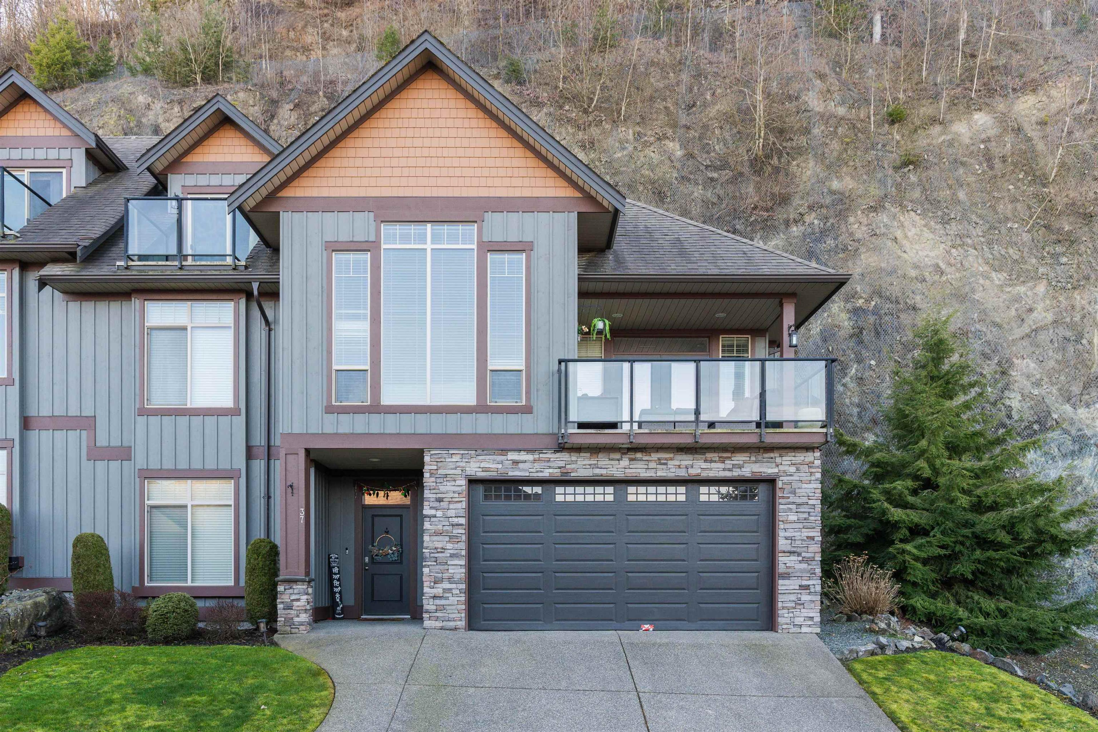 43540 Alameda Drive, Chilliwack - Exteriors - Photo 1