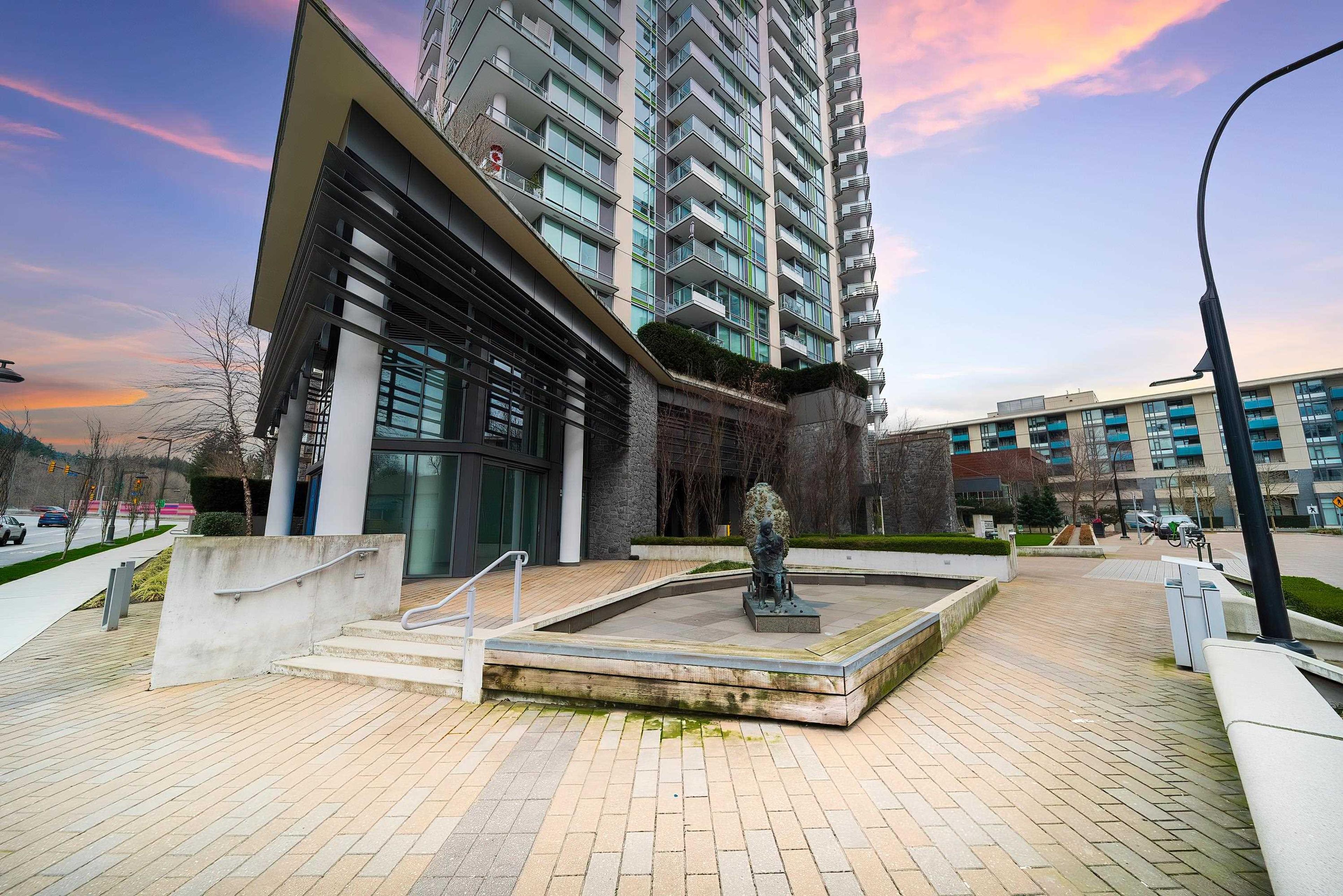 680 Seylynn Crescent, North Vancouver - Exteriors - Photo 4