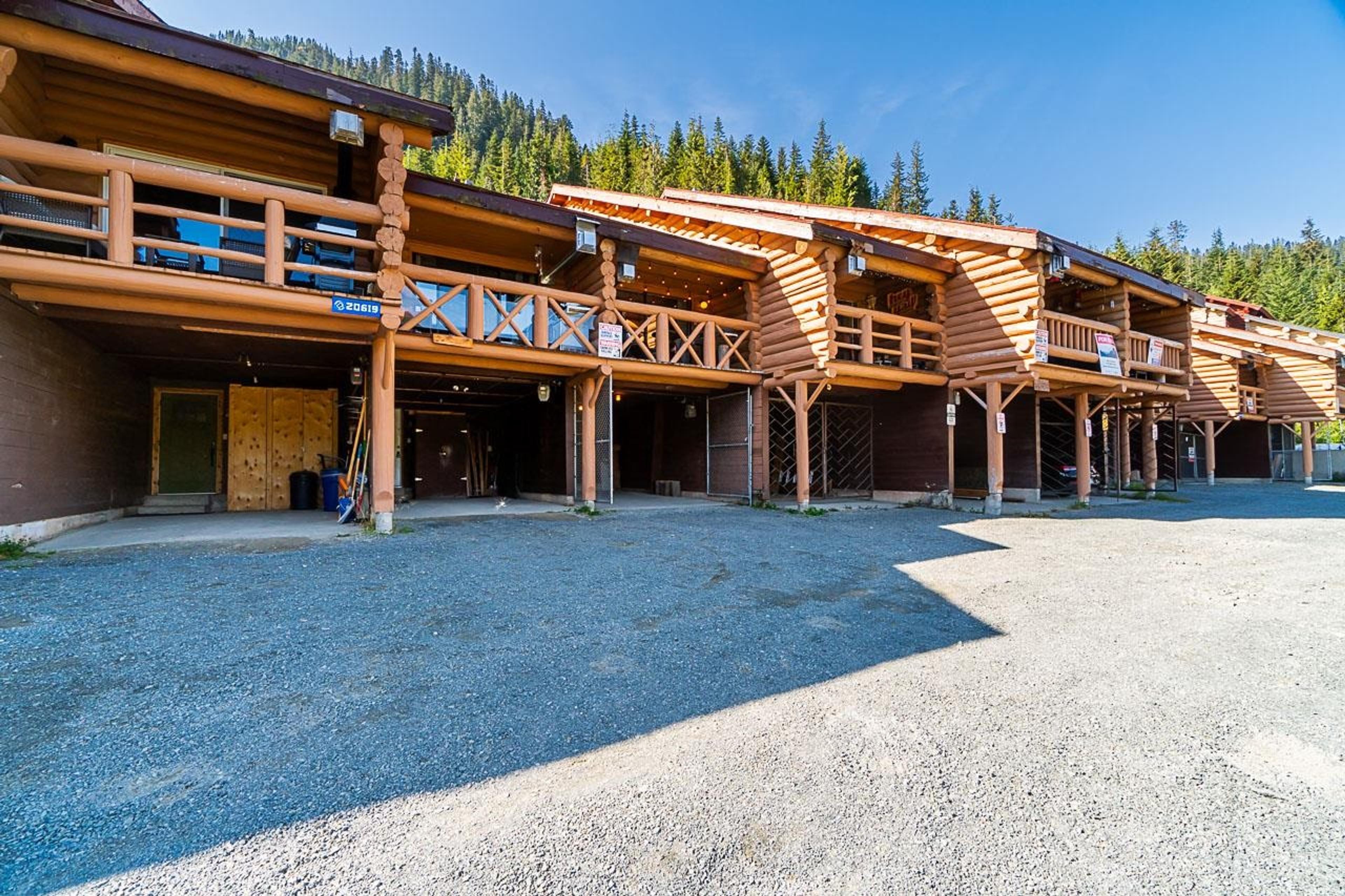 20619 Edelweiss Drive, Agassiz - Exteriors - Full Complex View - Photo 4