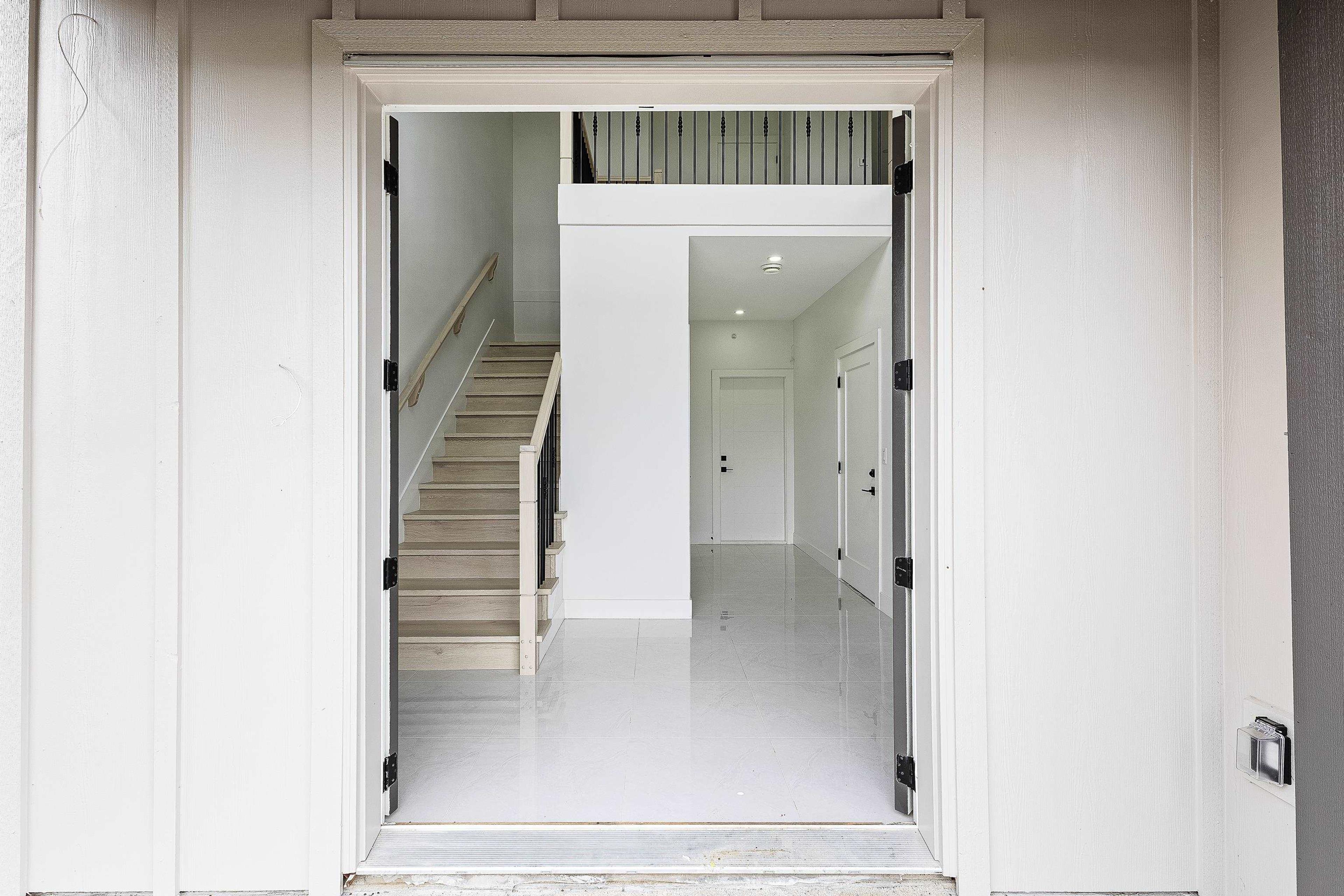 8016 Annis Road, Chilliwack - Exteriors - Photo 4