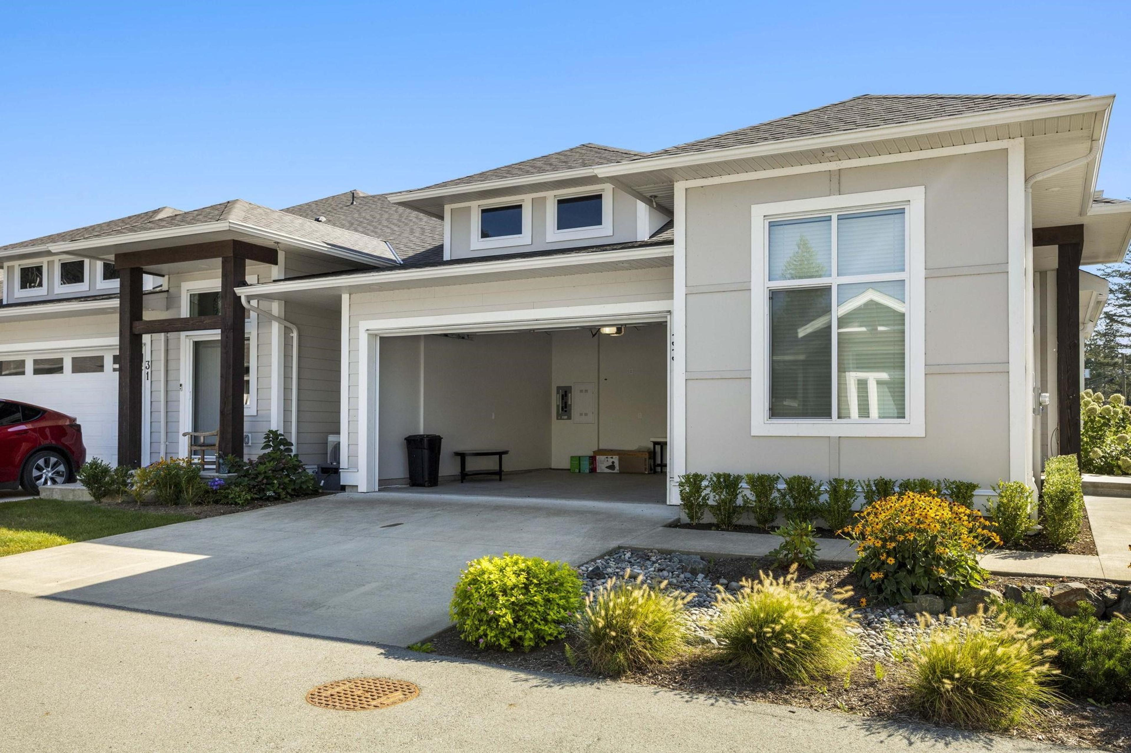 #33 628 MCCOMBS DRIVE - Image 36