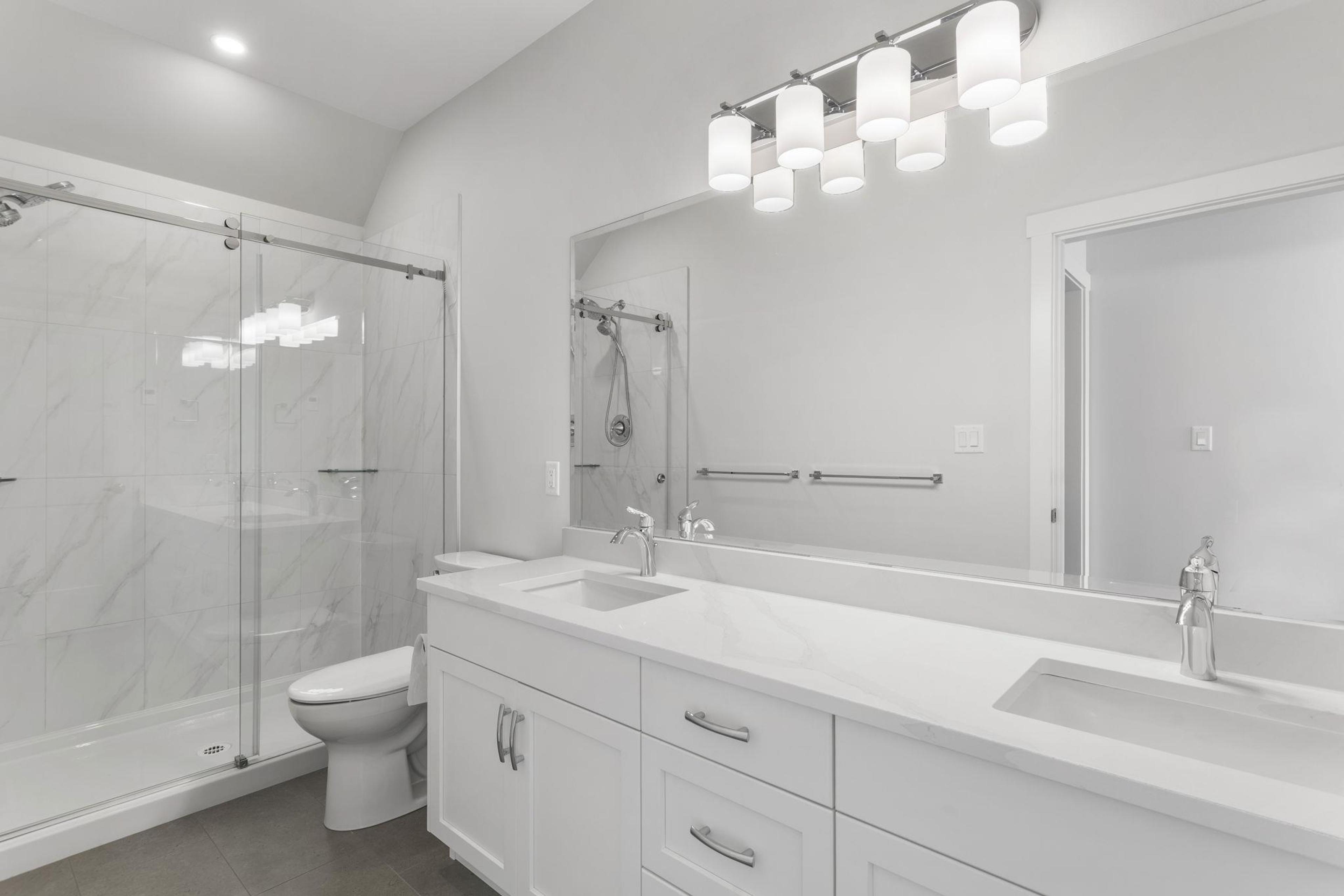 #33 628 MCCOMBS DRIVE - Image 18