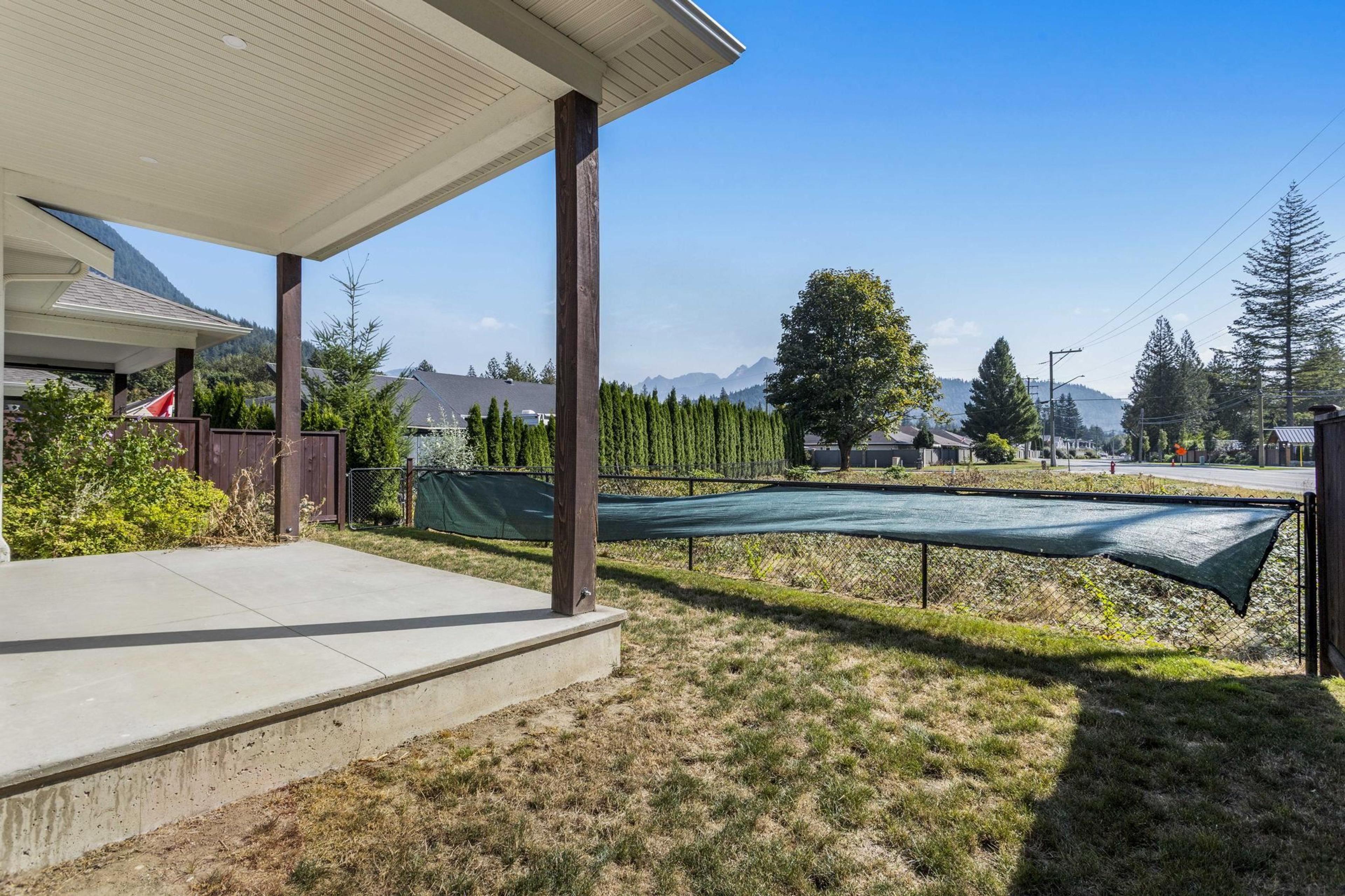 #33 628 MCCOMBS DRIVE - Image 29