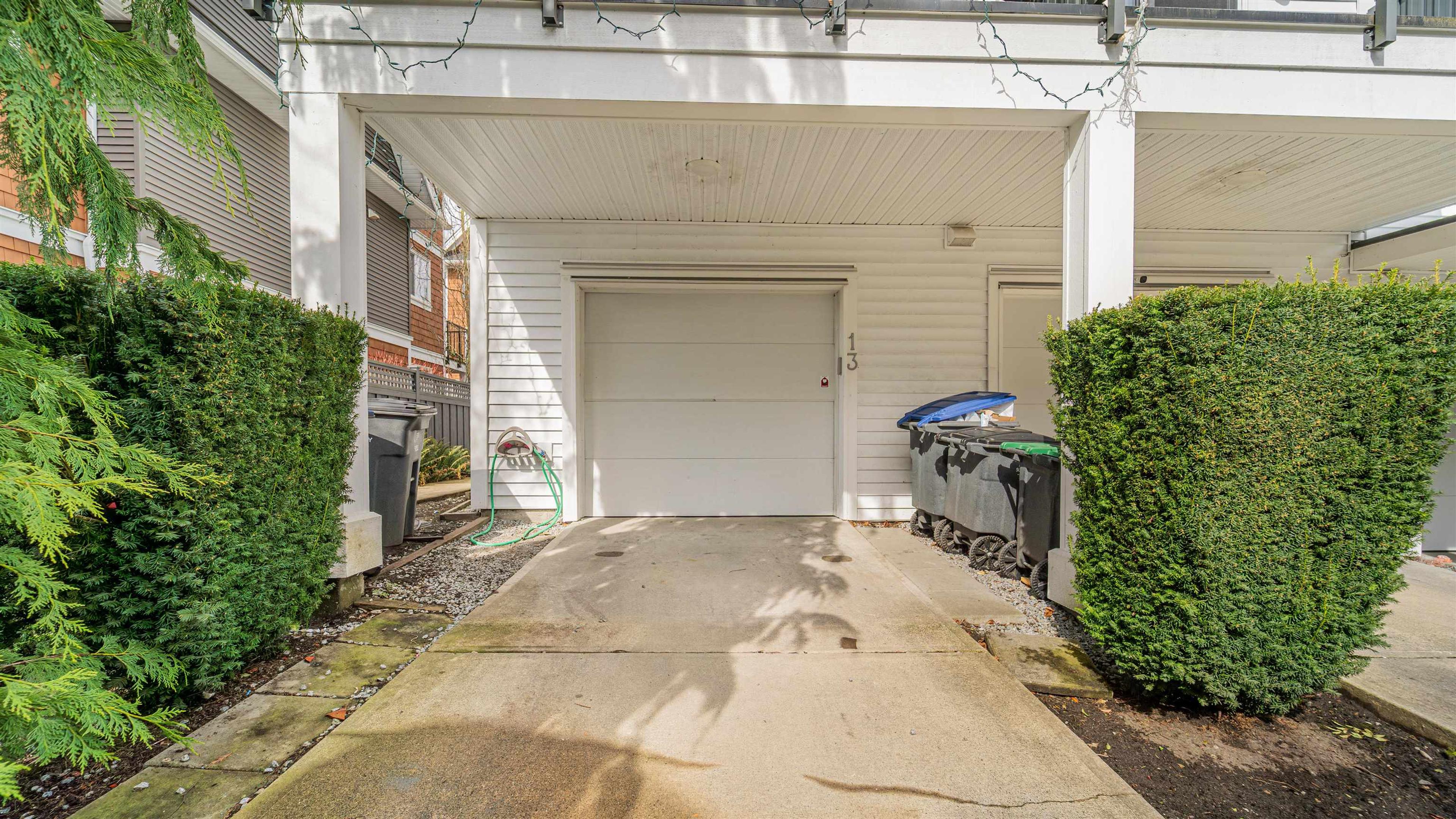 14955 60 Avenue, Surrey - Exteriors - Photo 3