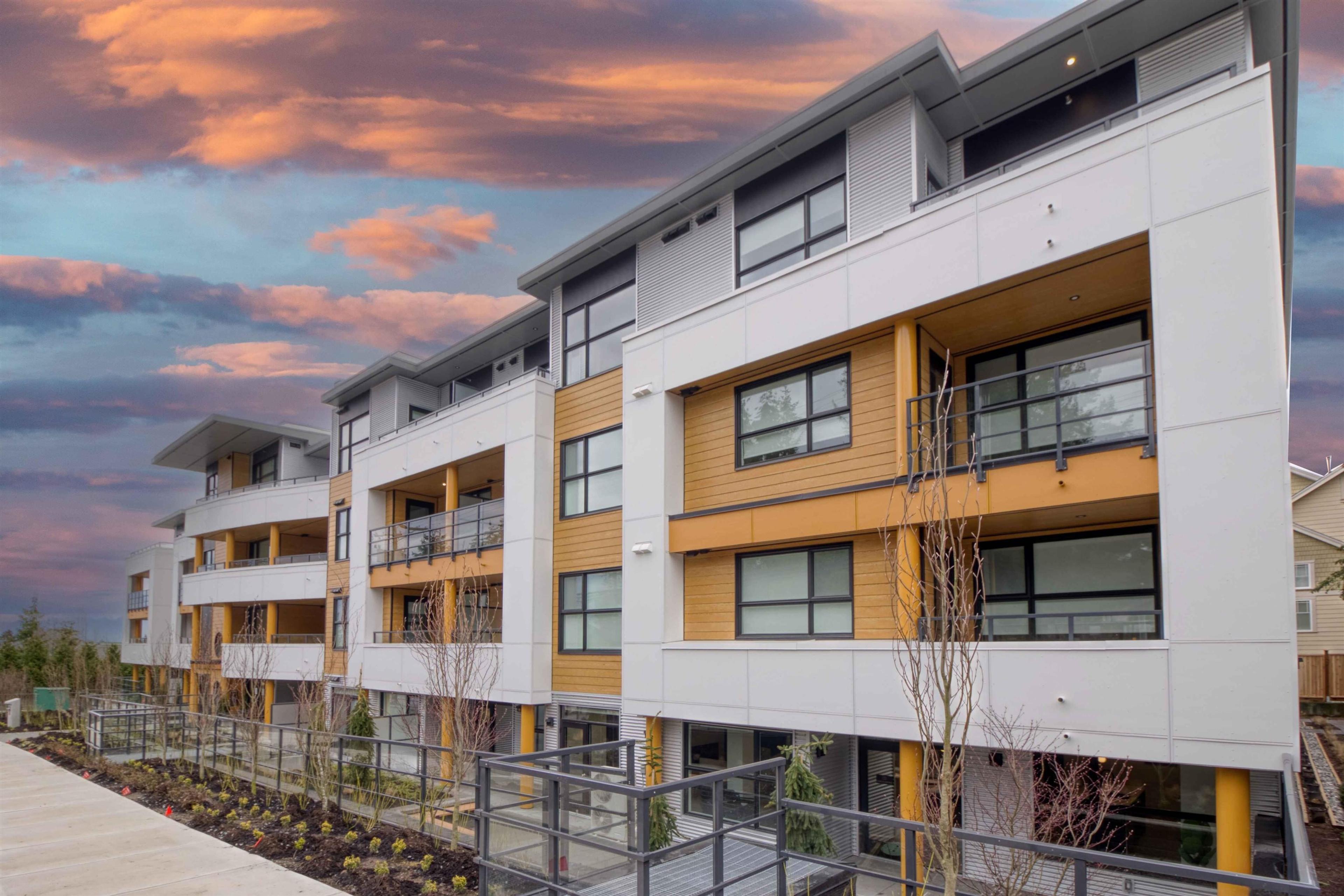 2620 152 Street, Surrey - Exteriors - Photo 1