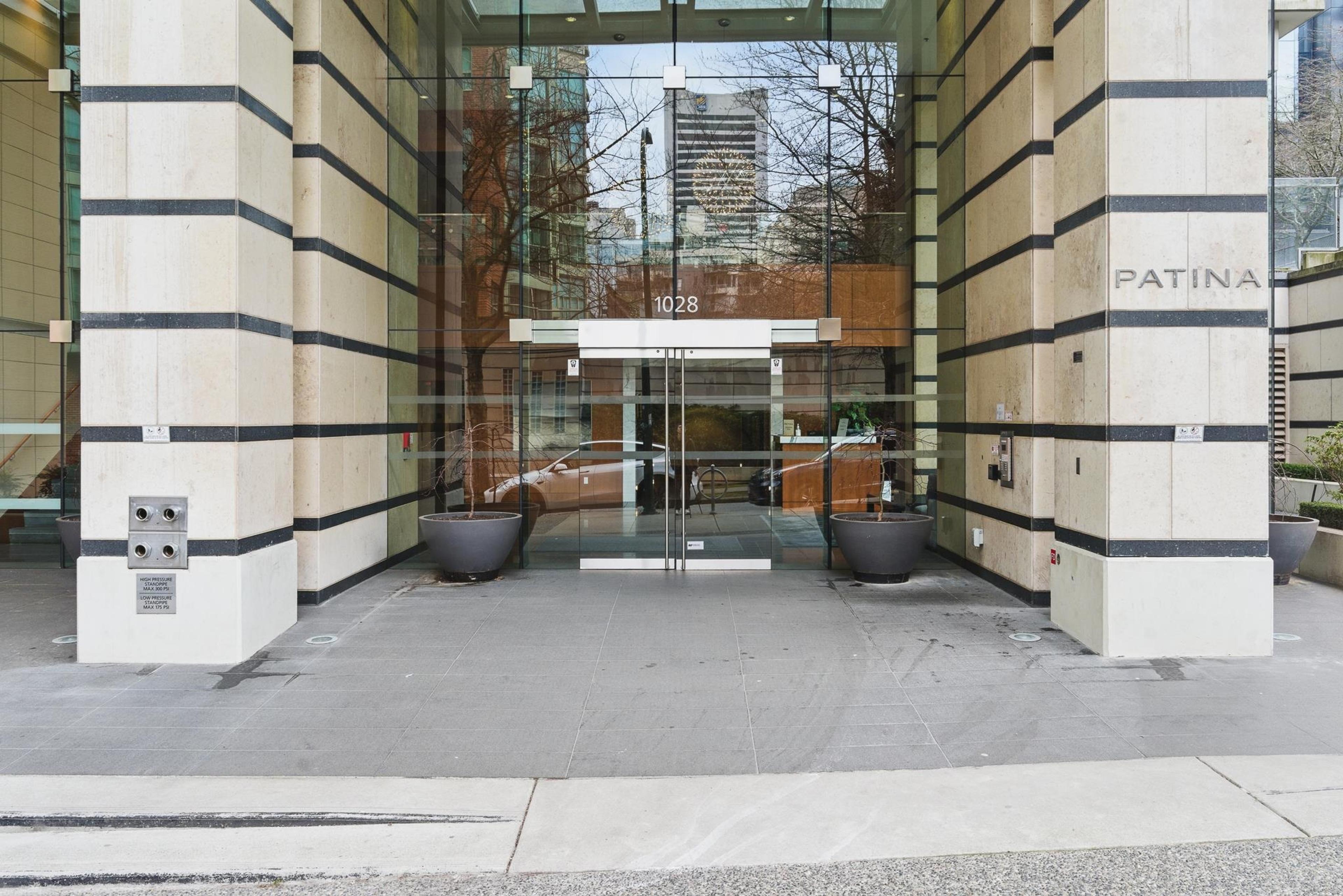 1028 Barclay Street, Vancouver - Exteriors - Photo 1