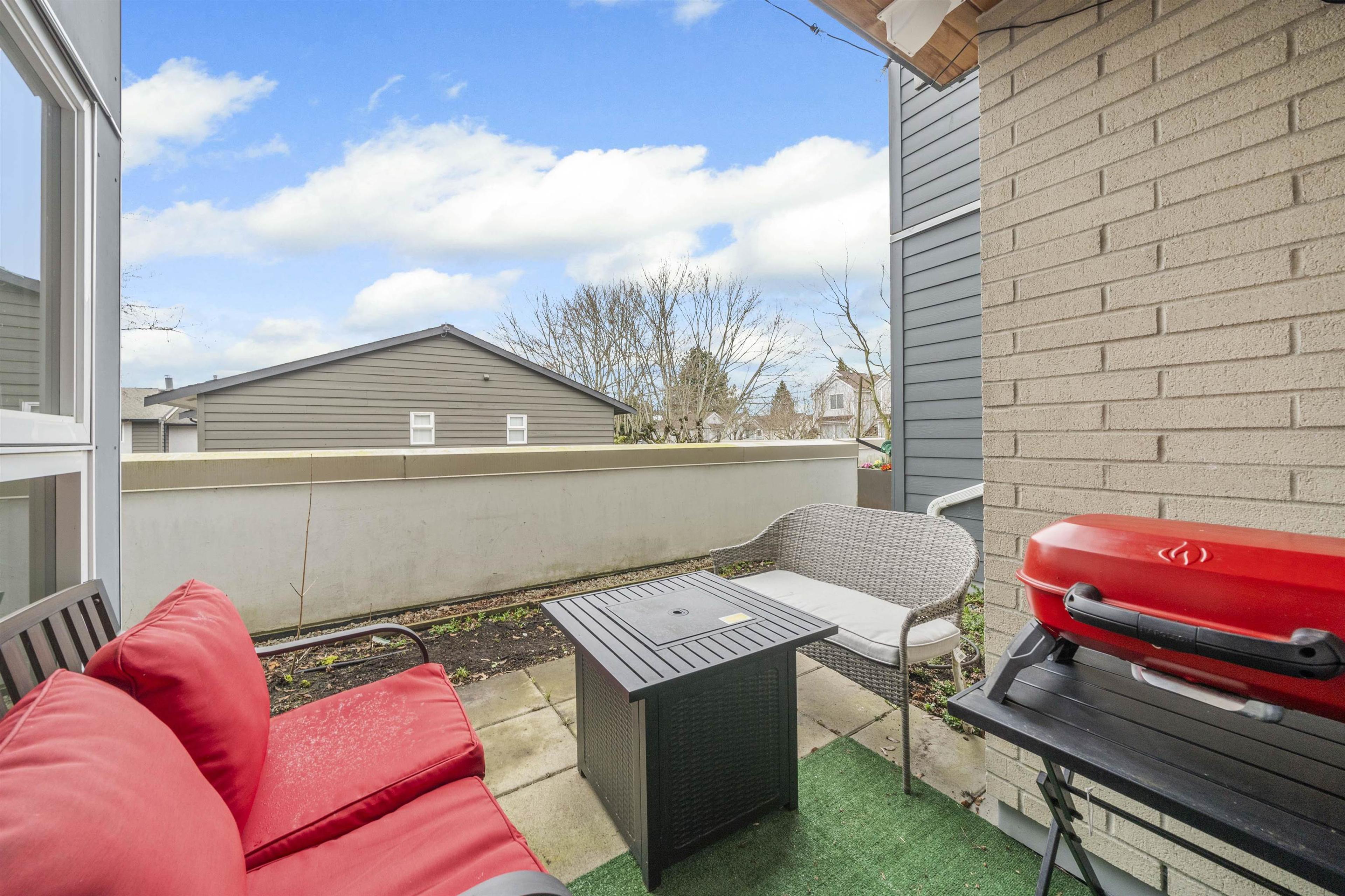 4815 55b Street, Ladner - Outdoor Amenities - Rooftop terraces / Patios, Barbecue - Photo 1