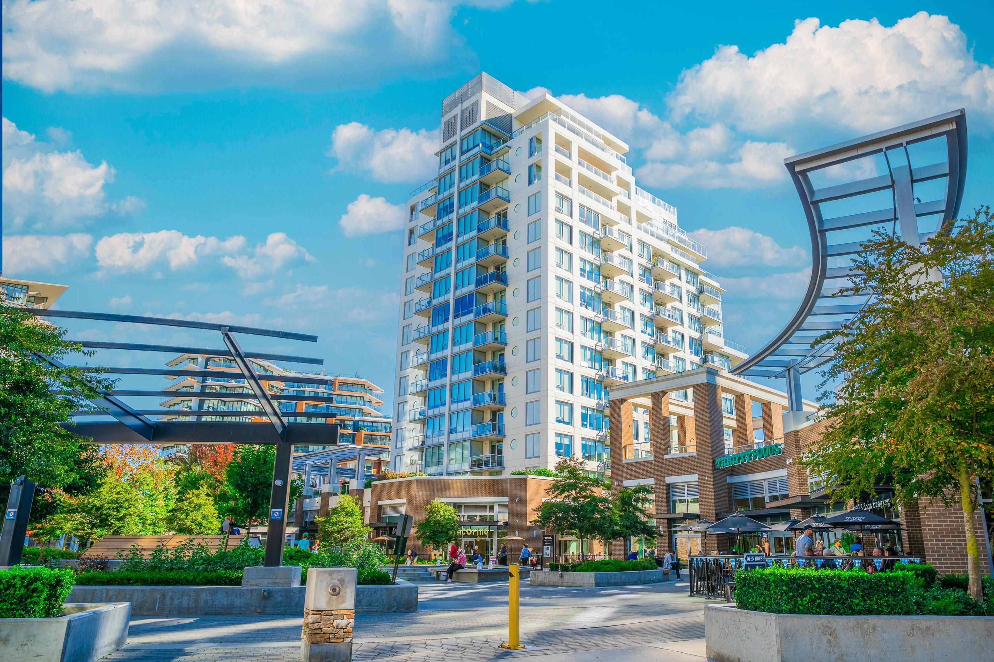 15165 Thrift Street, Surrey - Exteriors - Full Complex View - Photo 3