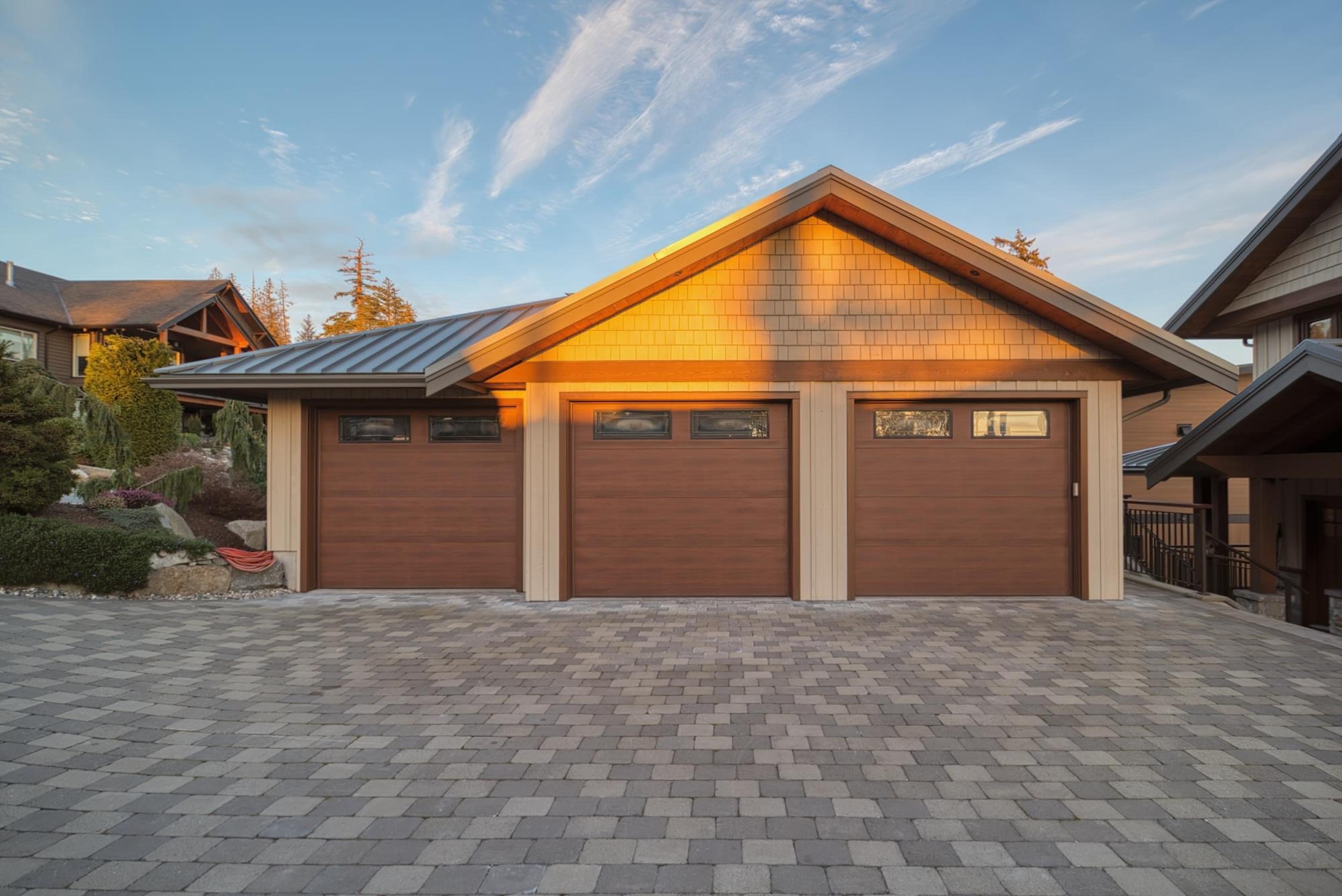 6021 Silverstone Lane, Sechelt - Exteriors - Photo 1