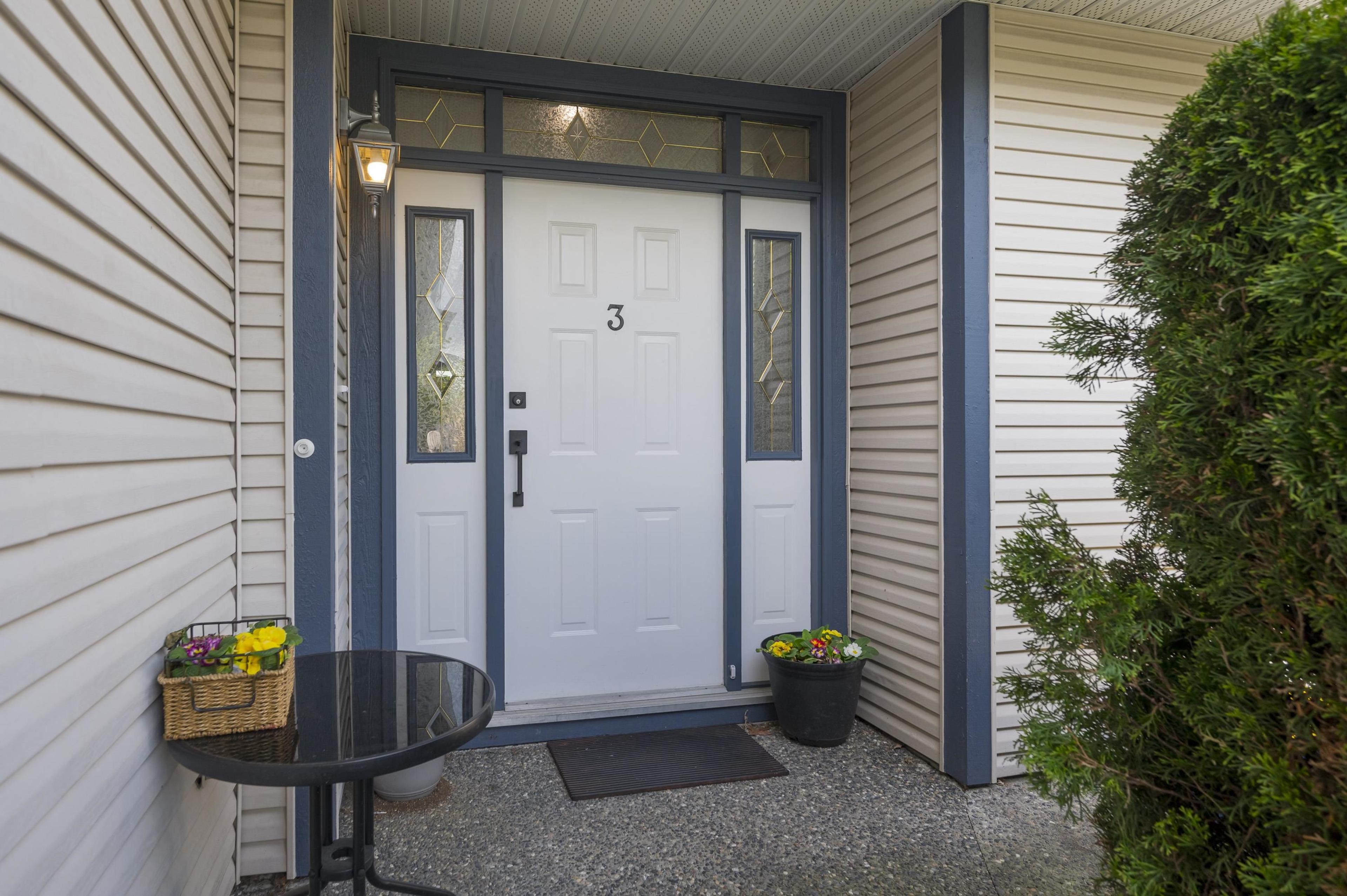 4725 221 Street, Langley - Exteriors - Photo 2