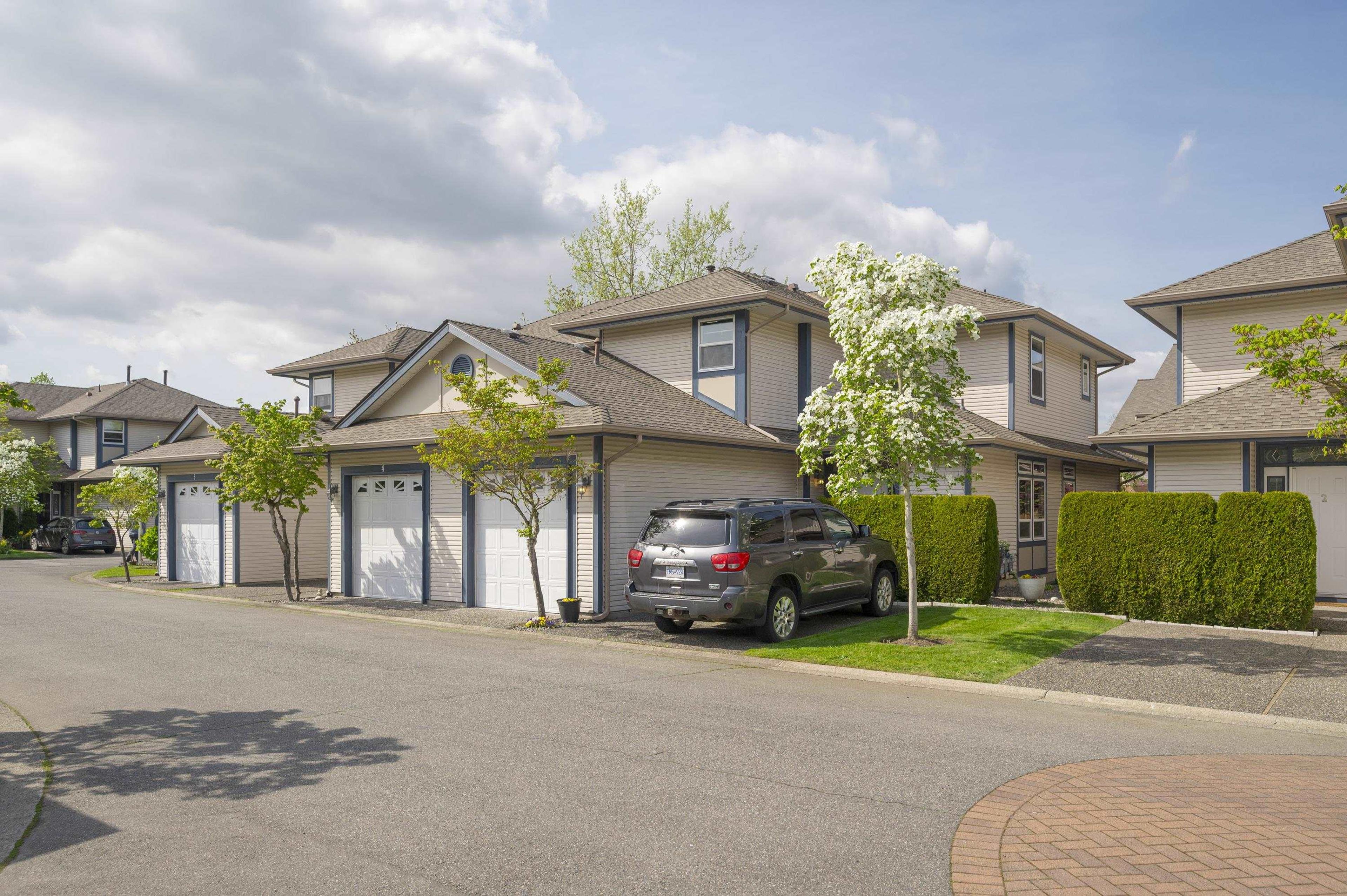 4725 221 Street, Langley - Exteriors - Full Complex View - Photo 3