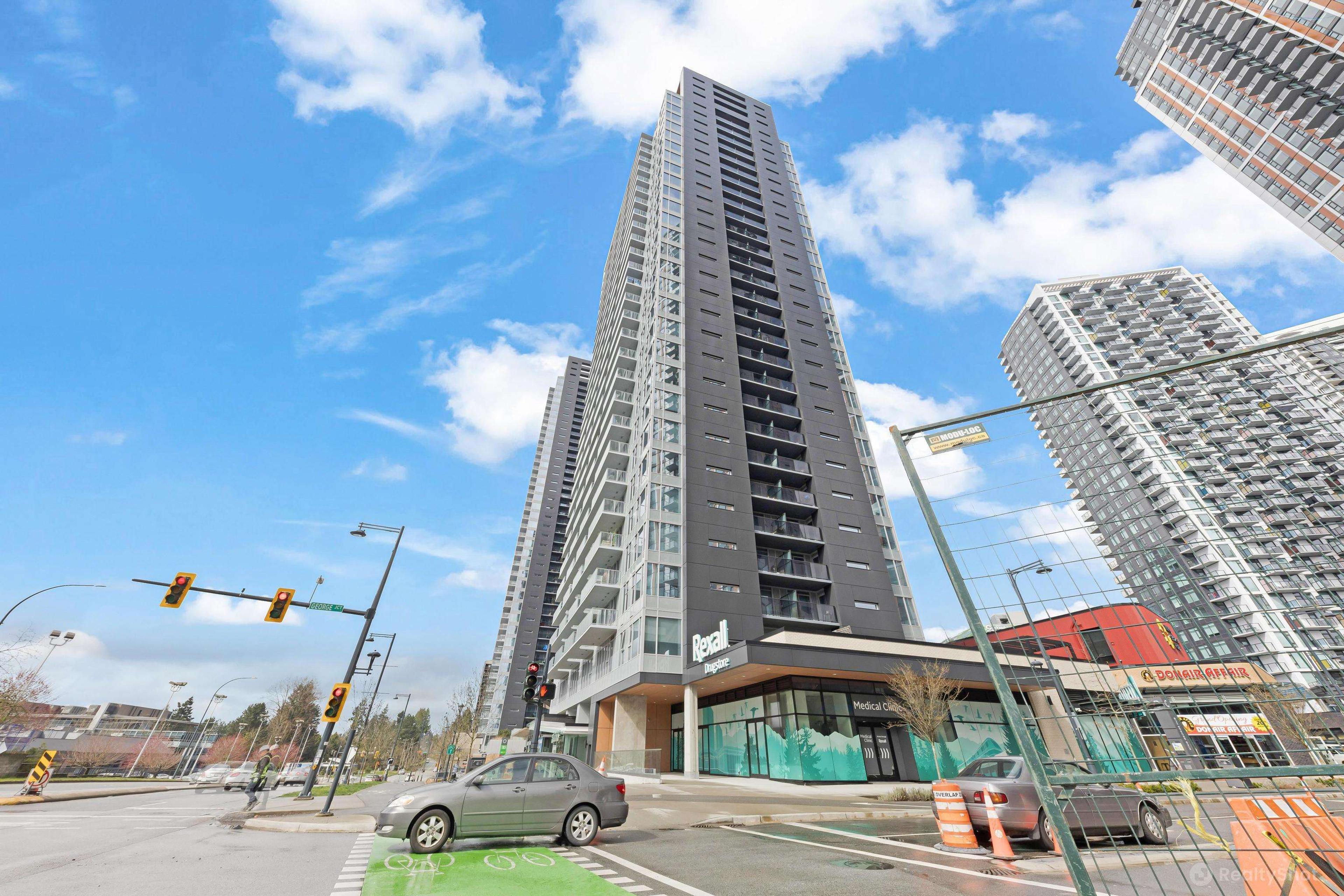 13655 Fraser Highway, Surrey - Exteriors - Photo 2