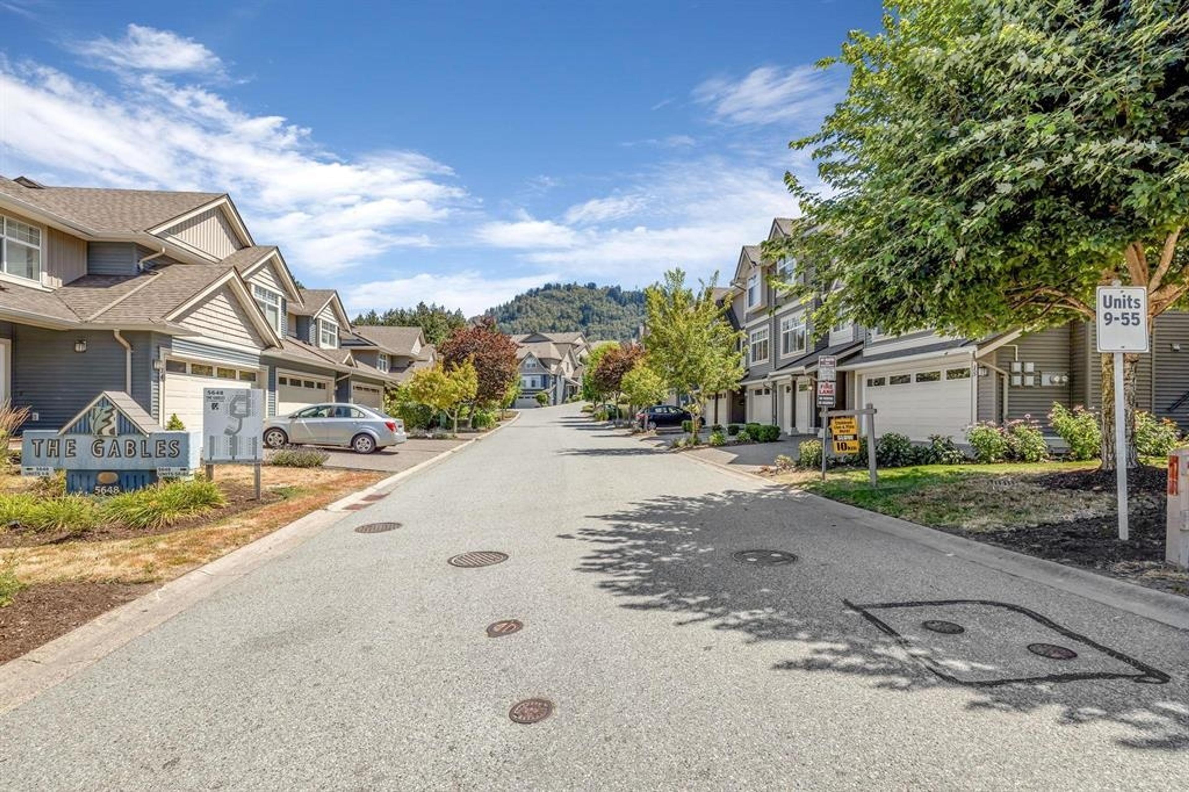 5648 Promontory Road, Chilliwack - Exteriors - Full Complex View - Photo 5