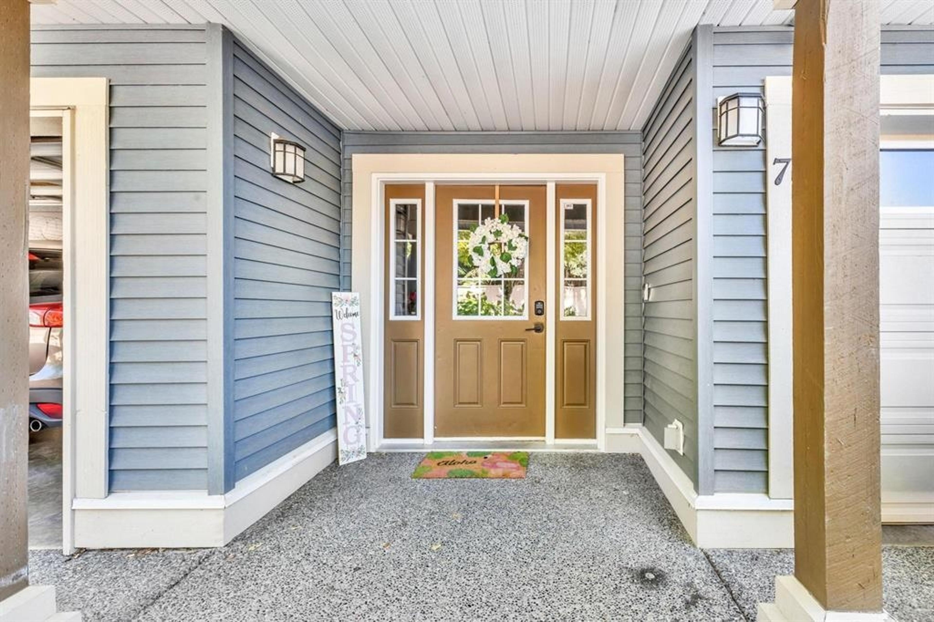 5648 Promontory Road, Chilliwack - Exteriors - Photo 7