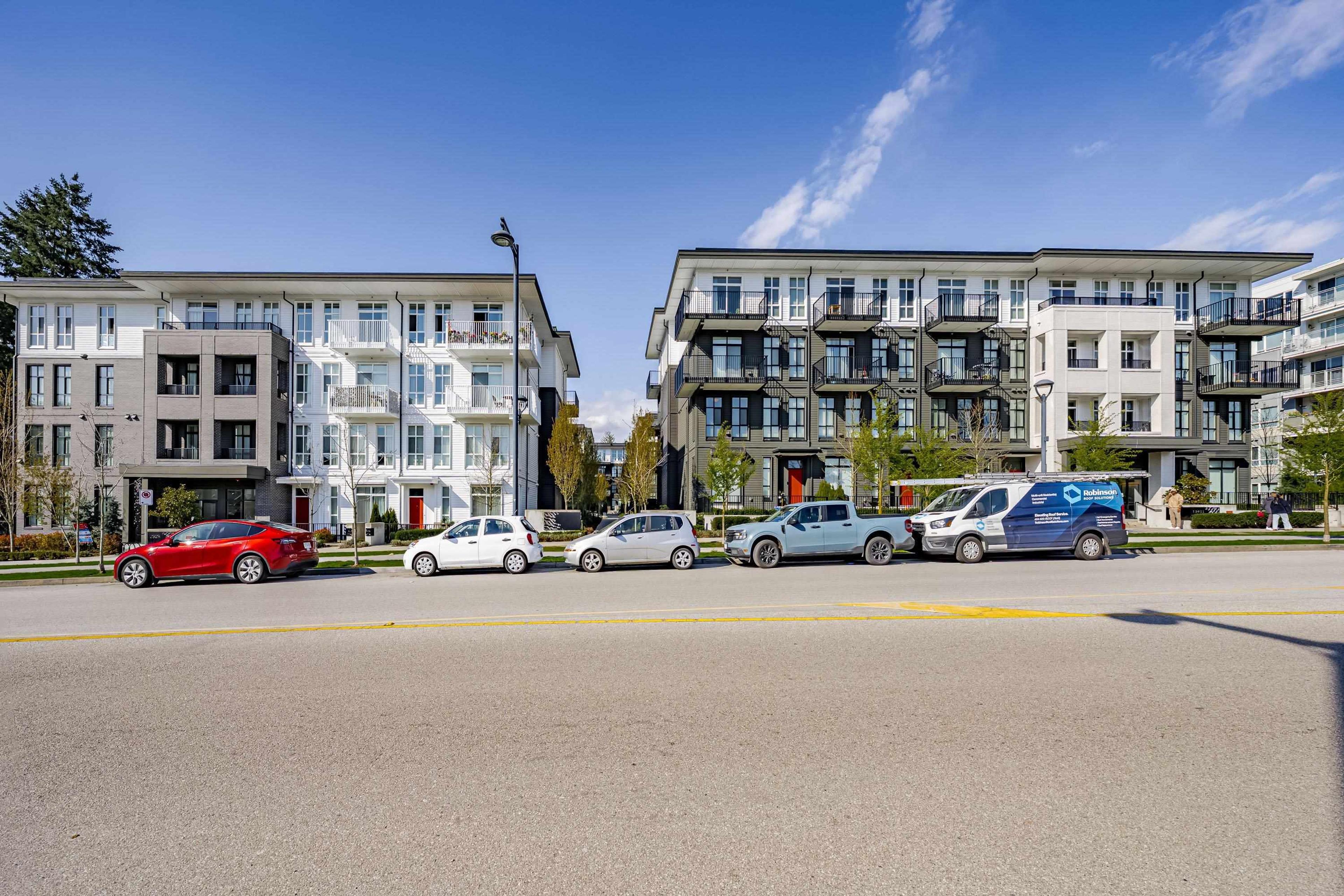 13933 105 Boulevard, Surrey - Exteriors - Full Complex View - Photo 6