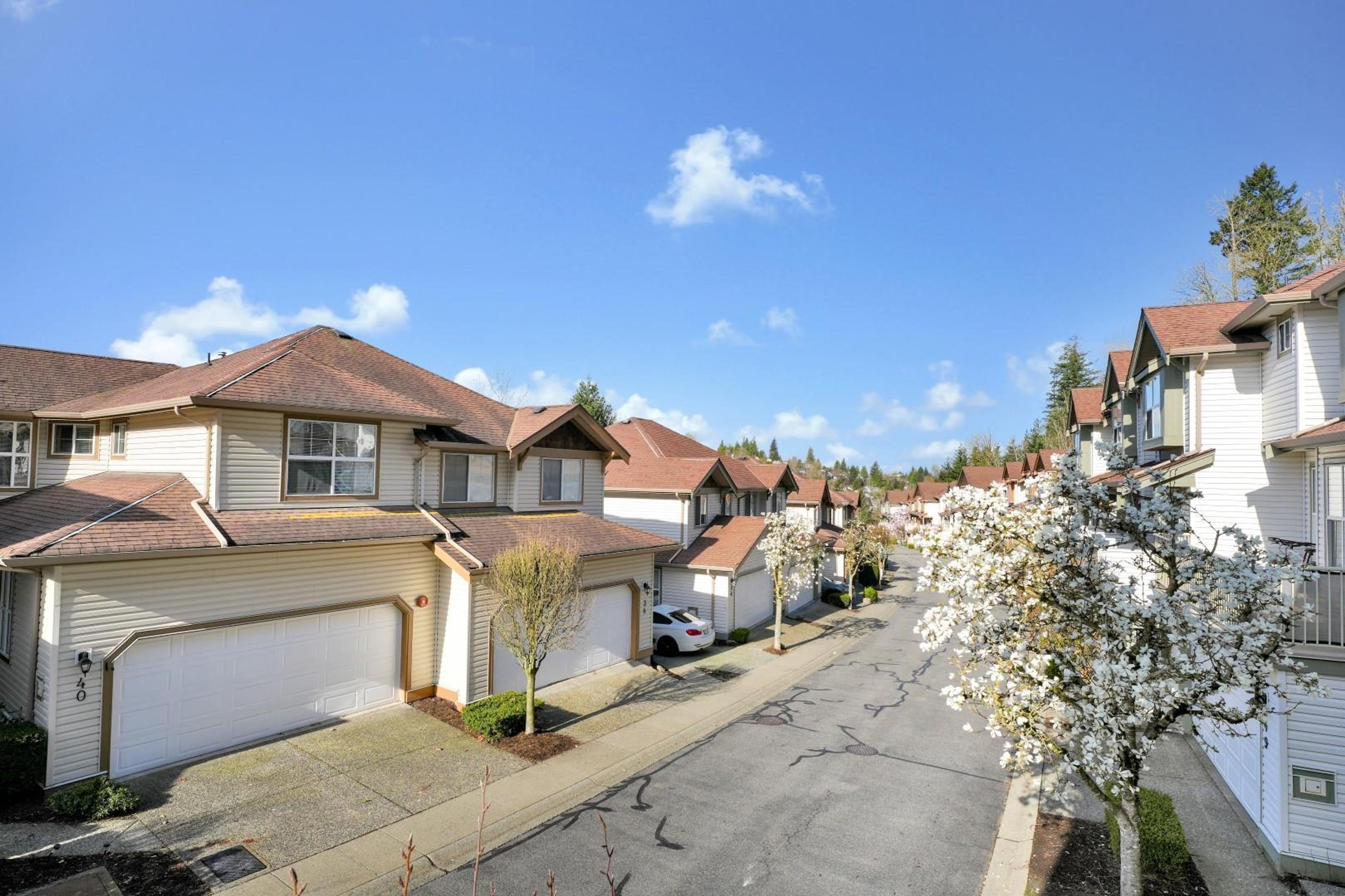 35287 Old Yale Road, Abbotsford - Exteriors - Full Complex View - Photo 3