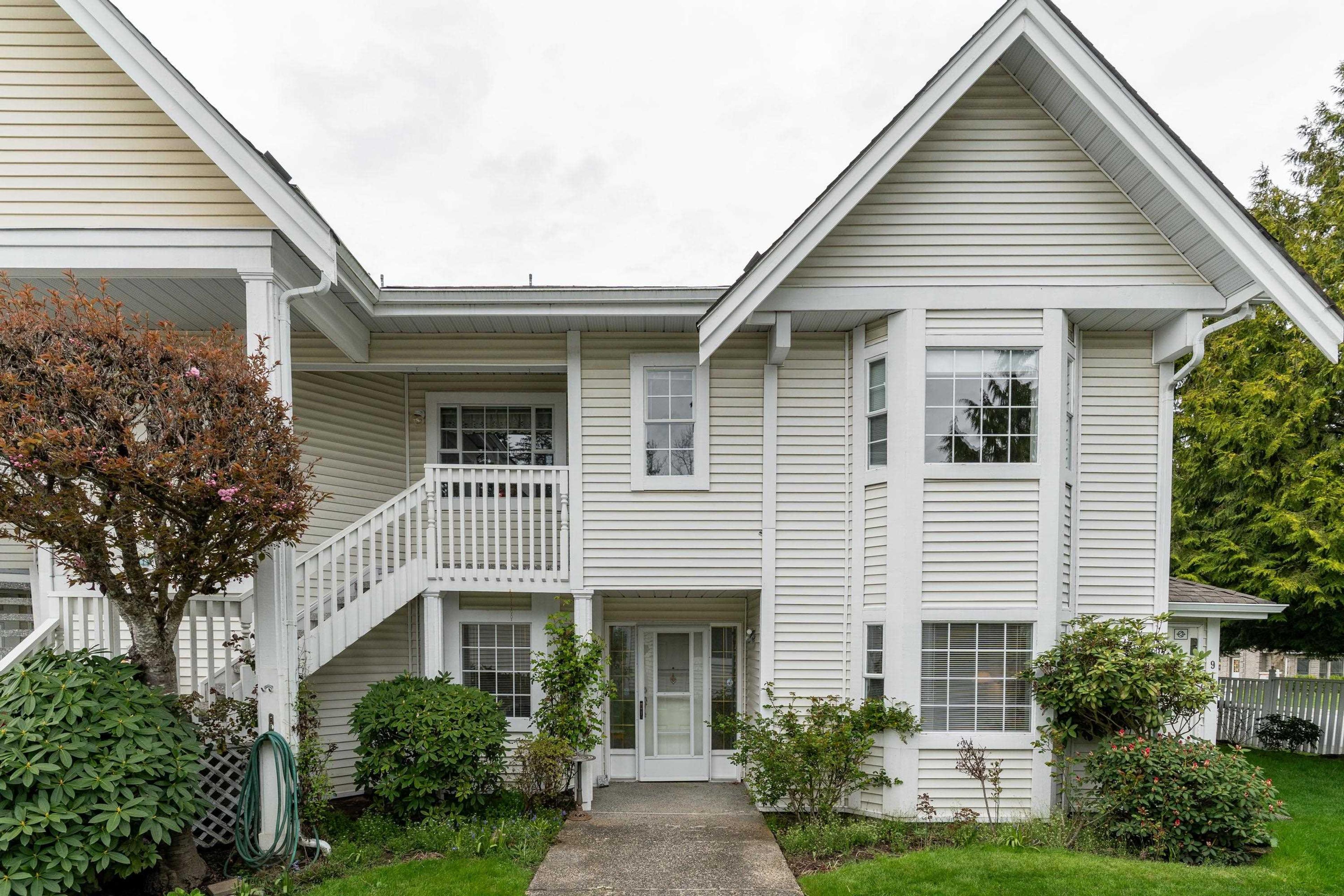 9109 154 Street Street, Surrey - Exteriors - Photo 2