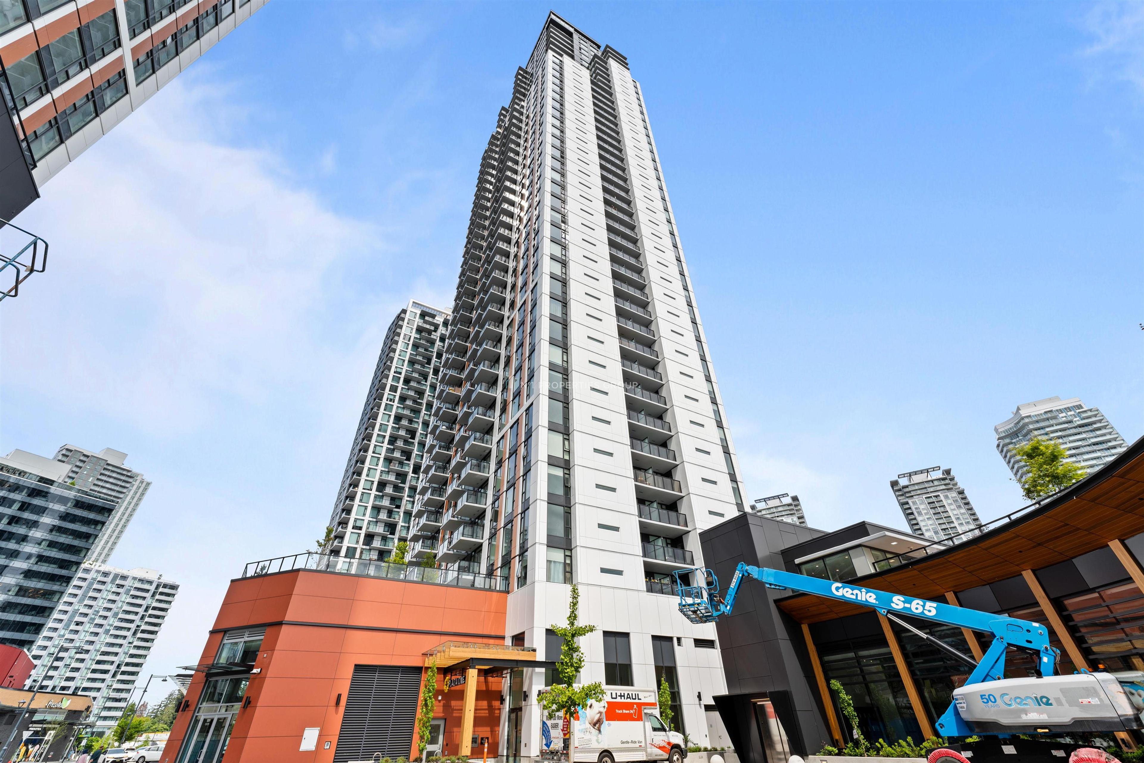 13725 George Junction, Surrey - Exteriors - Photo 5