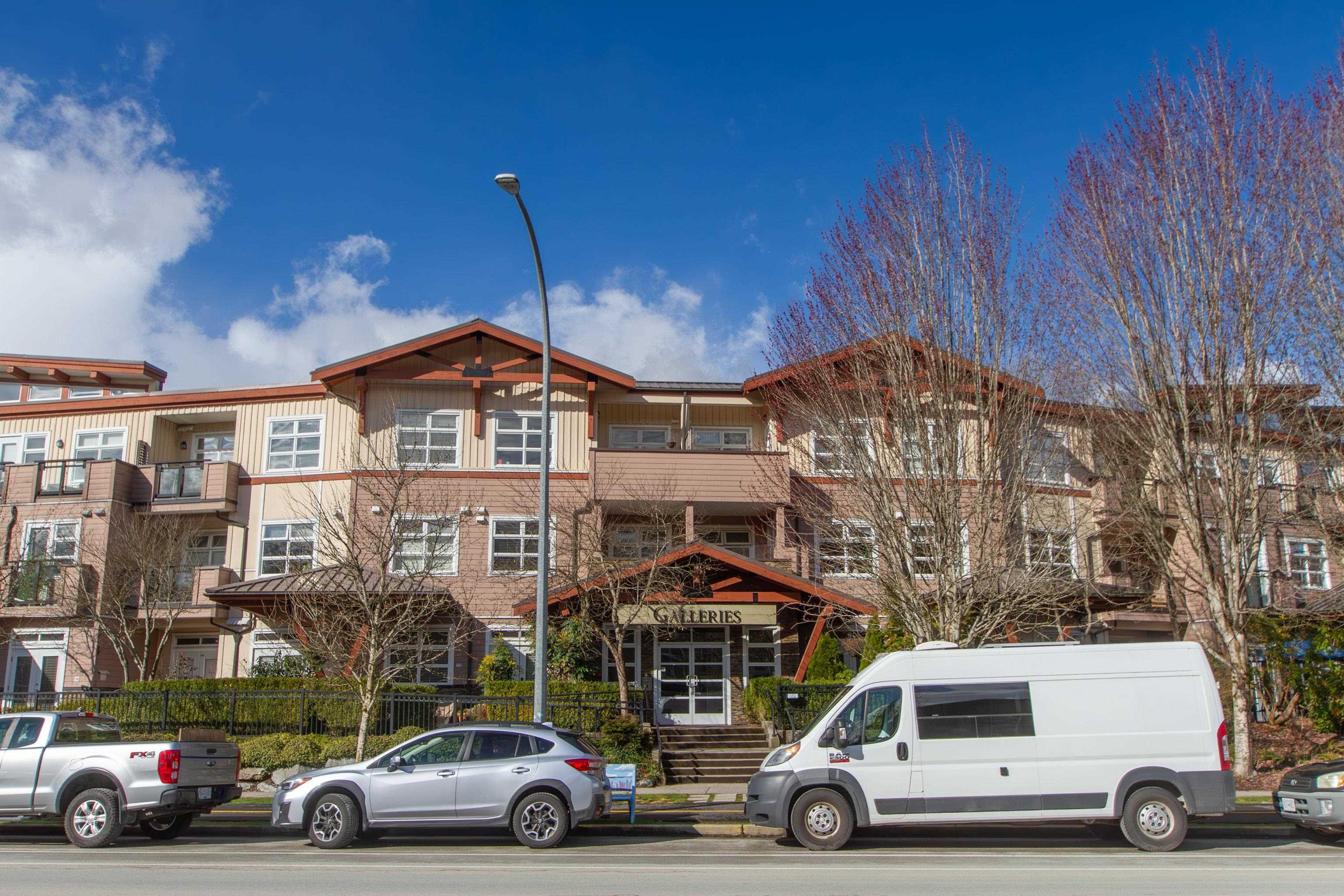 41105 Tantalus Road, Squamish - Exteriors - Full Complex View - Photo 2