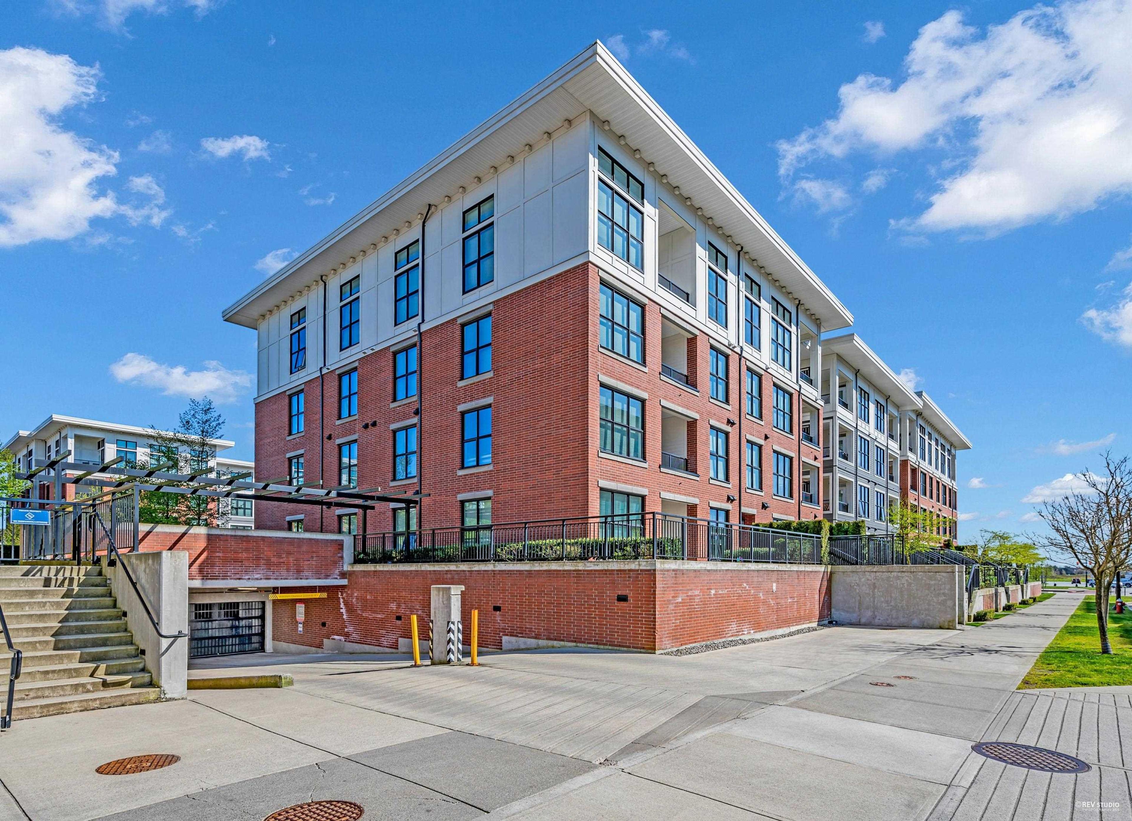 9551 Alexandra Road, Richmond - Exteriors - Full Complex View - Photo 2