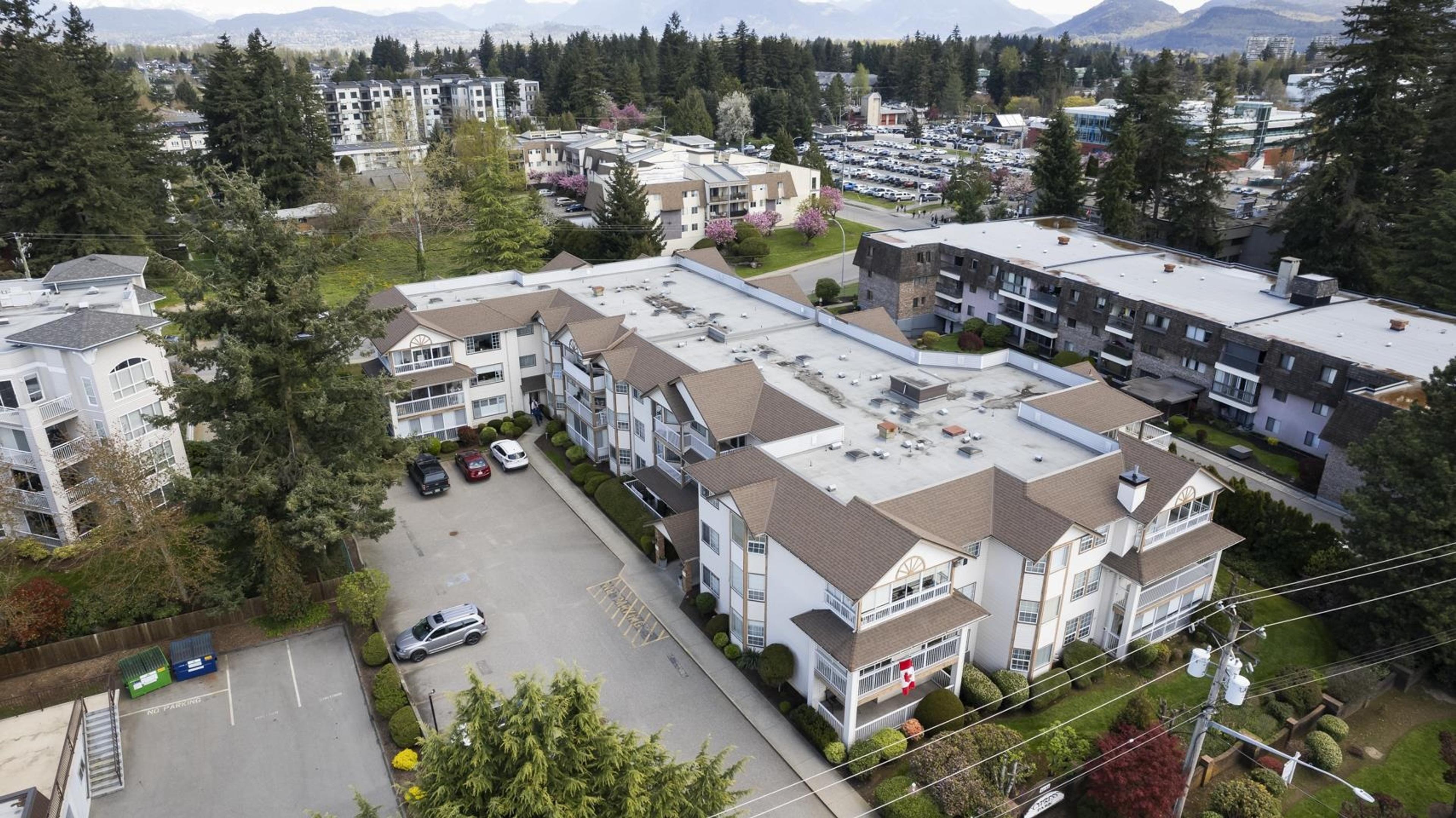 32145 Old Yale Road, Abbotsford - Exteriors - Full Complex View, Drone/Aerial View - Photo 4