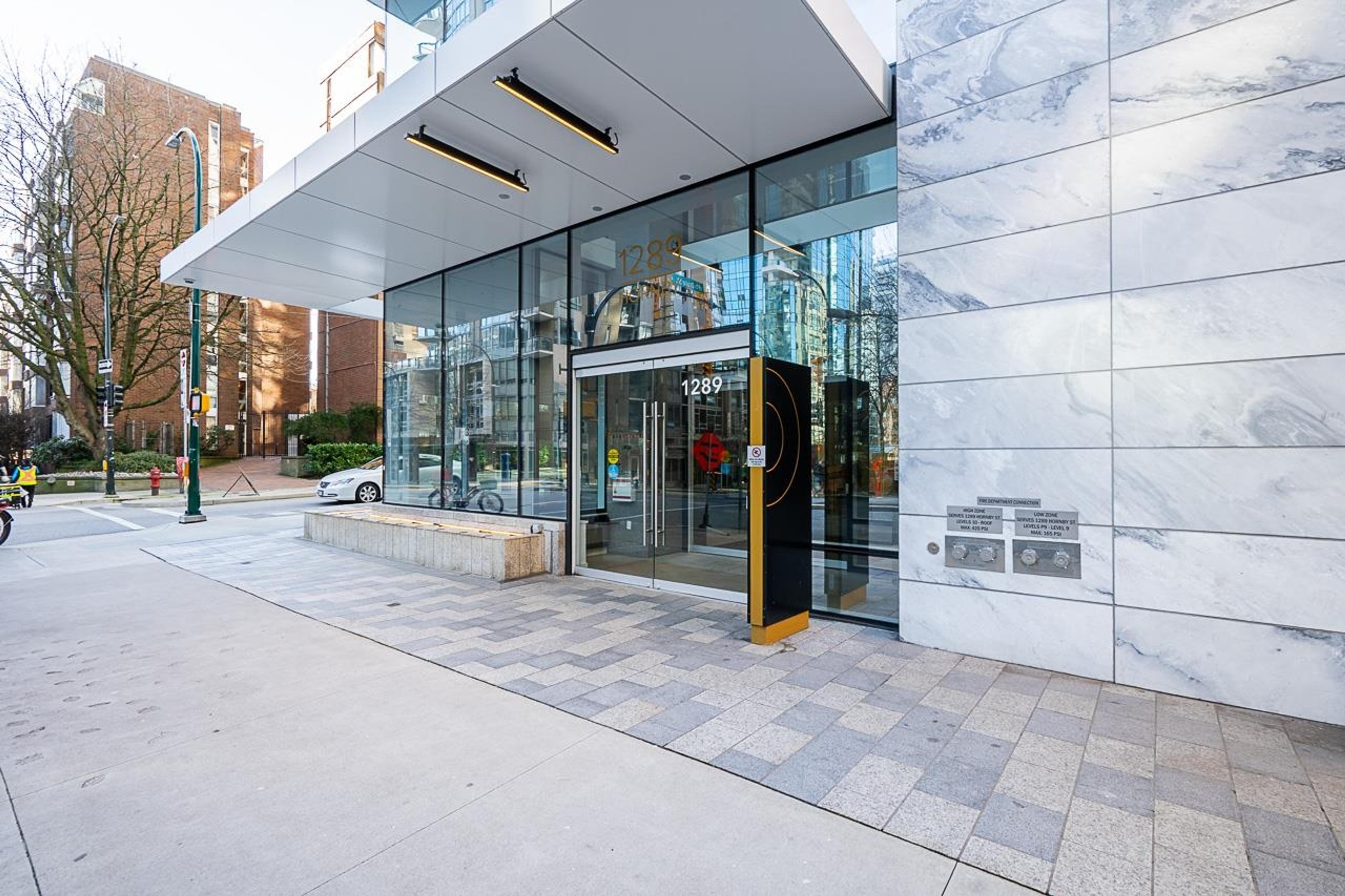 1289 Hornby Street, Vancouver - Exteriors - Photo 4