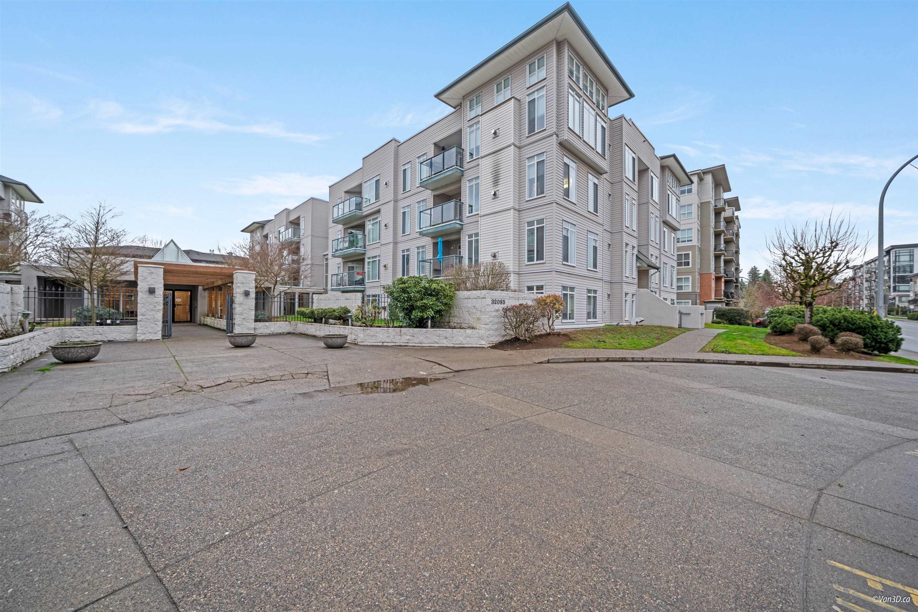 32085 George Ferguson Way, Abbotsford - Exteriors - Full Complex View - Photo 2