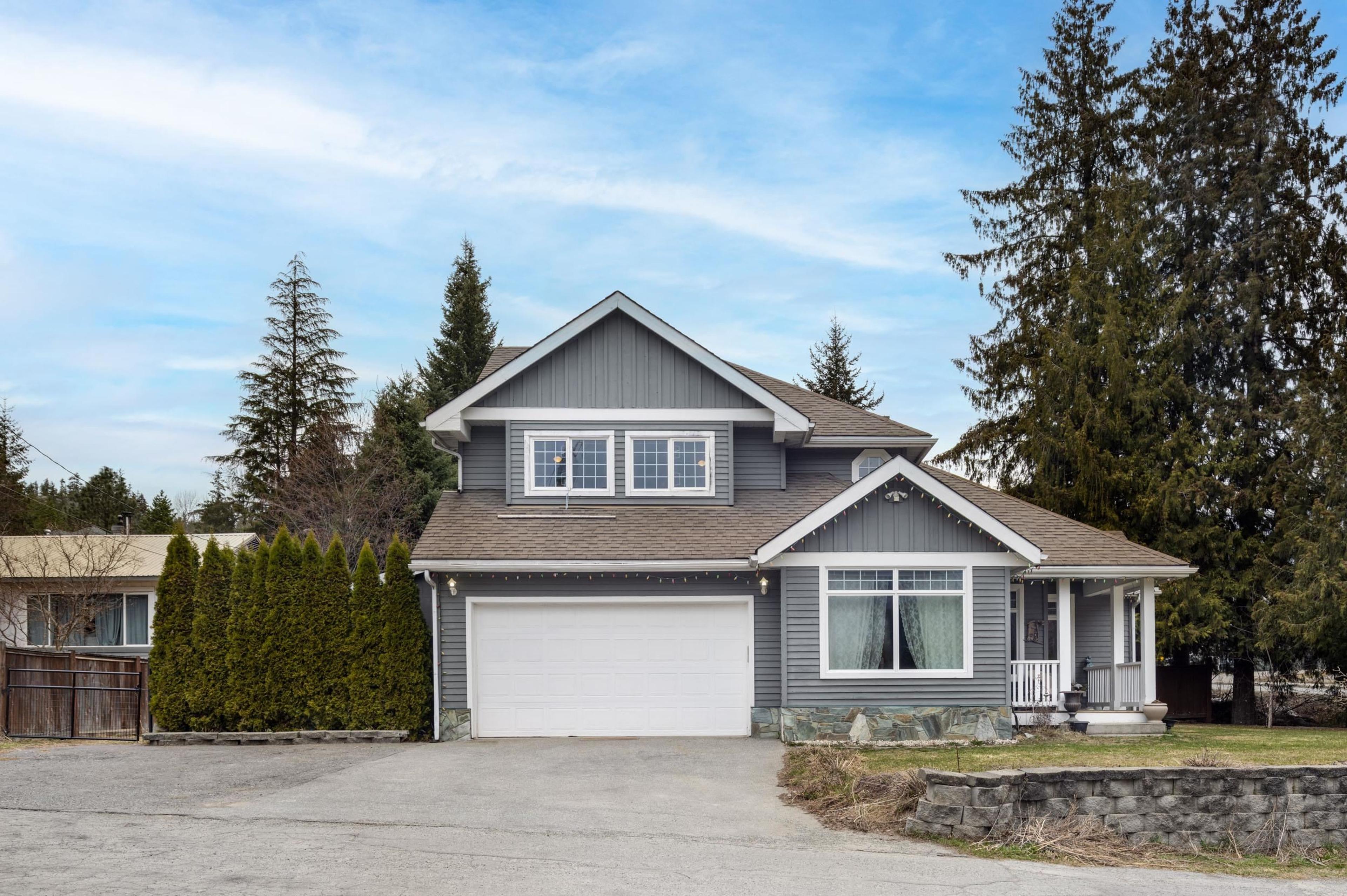 7443 Dogwood Street, Pemberton - Exteriors - Photo 1