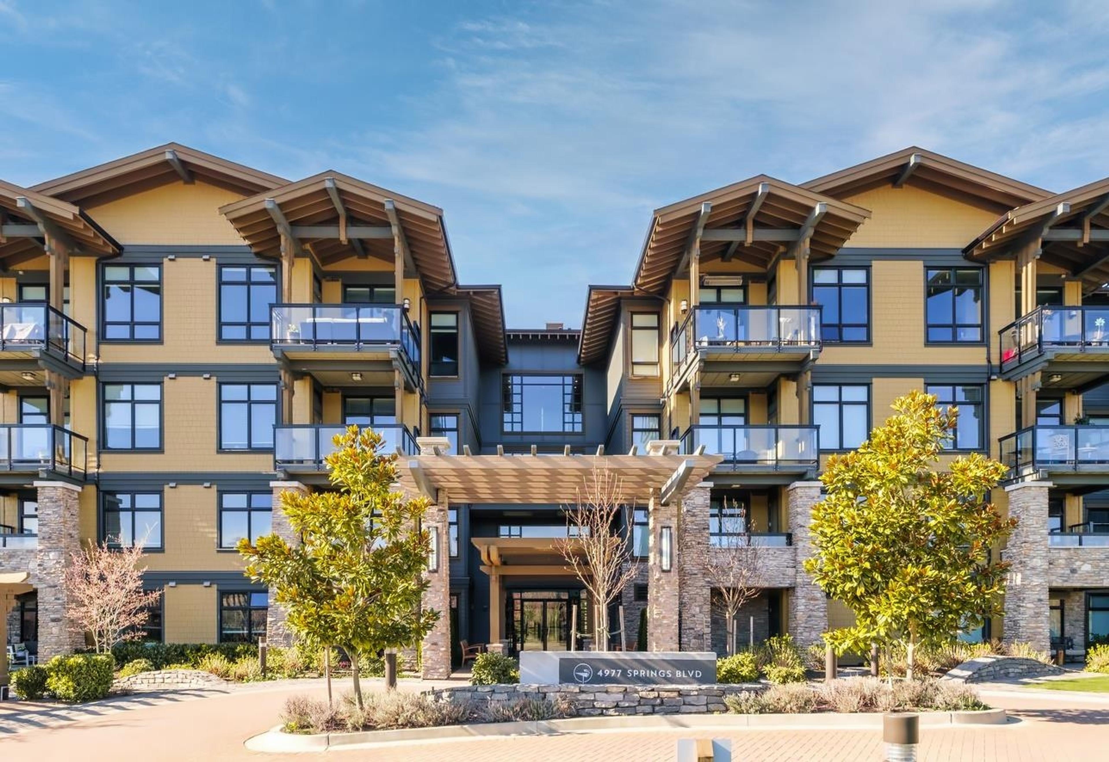 5011 Springs Boulevard, Delta - Exteriors - Full Complex View - Photo 1