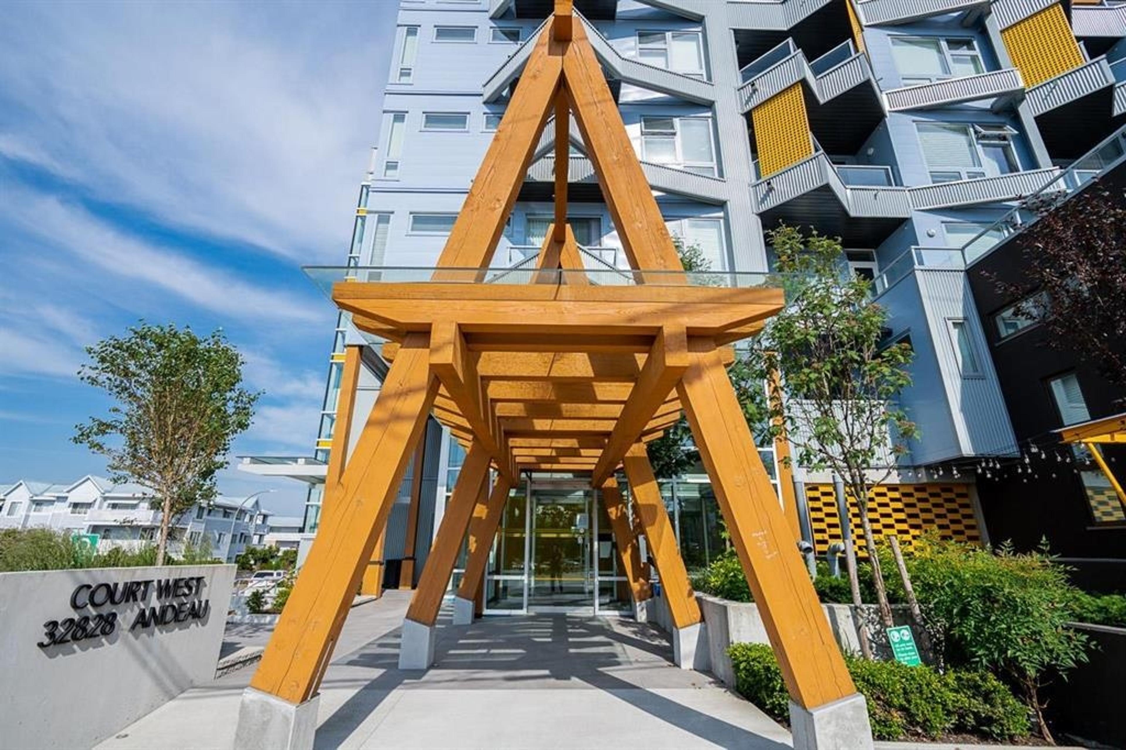 32828 Landeau Place, Abbotsford - Exteriors - Photo 3