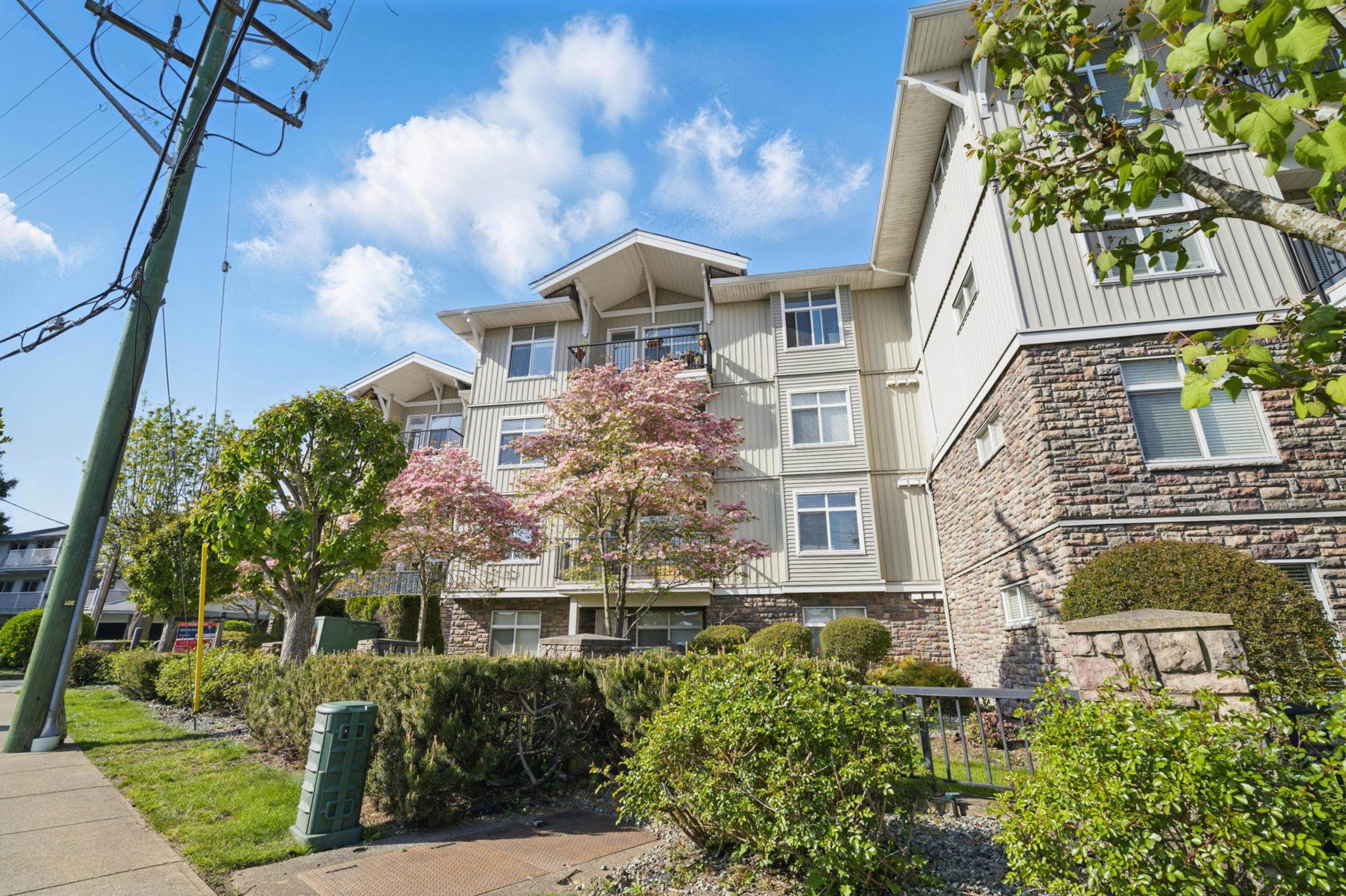 33255 Old Yale Road, Abbotsford - Exteriors - Photo 2