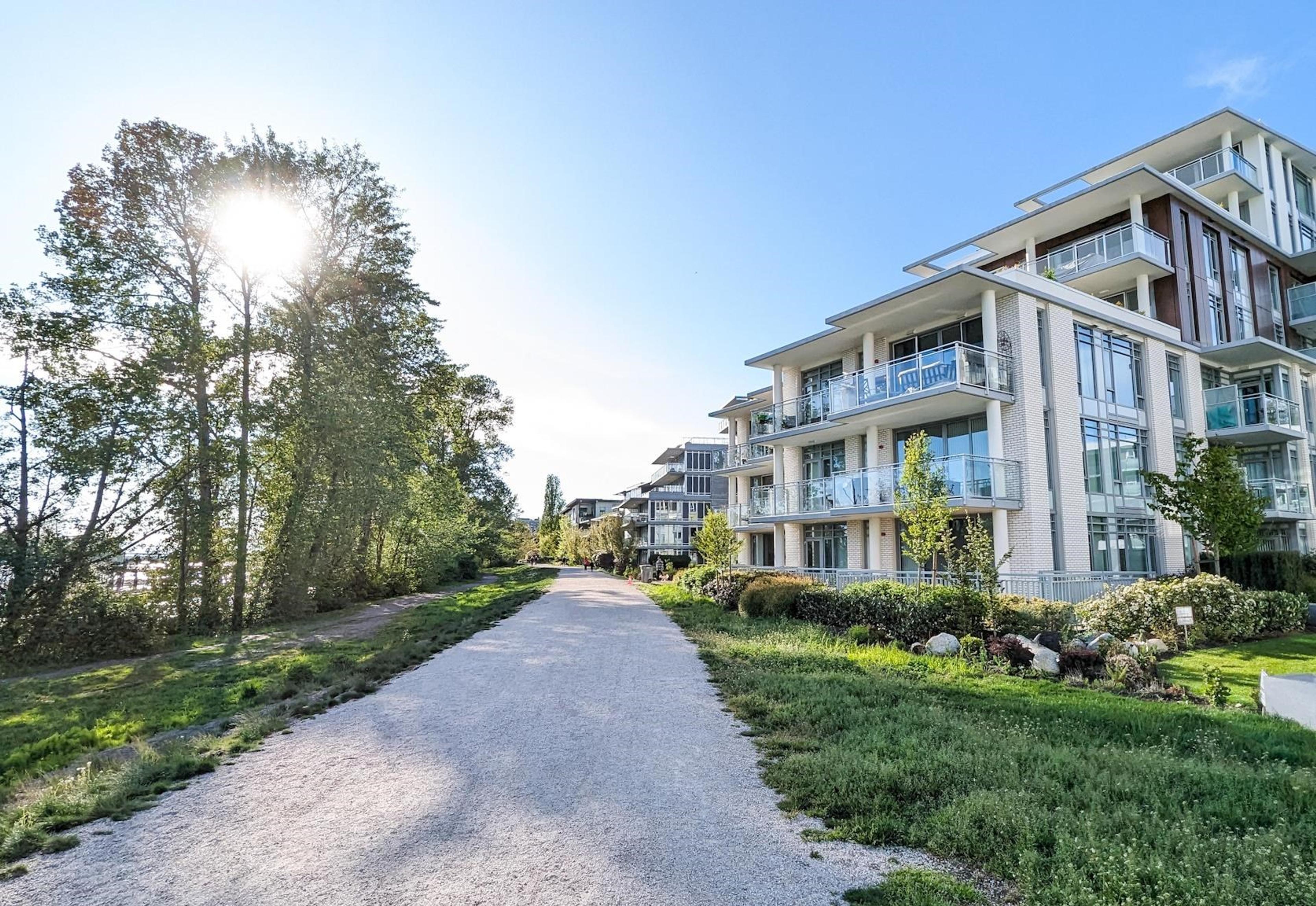 3188 Riverwalk Avenue, Vancouver - Exteriors - Full Complex View - Photo 2