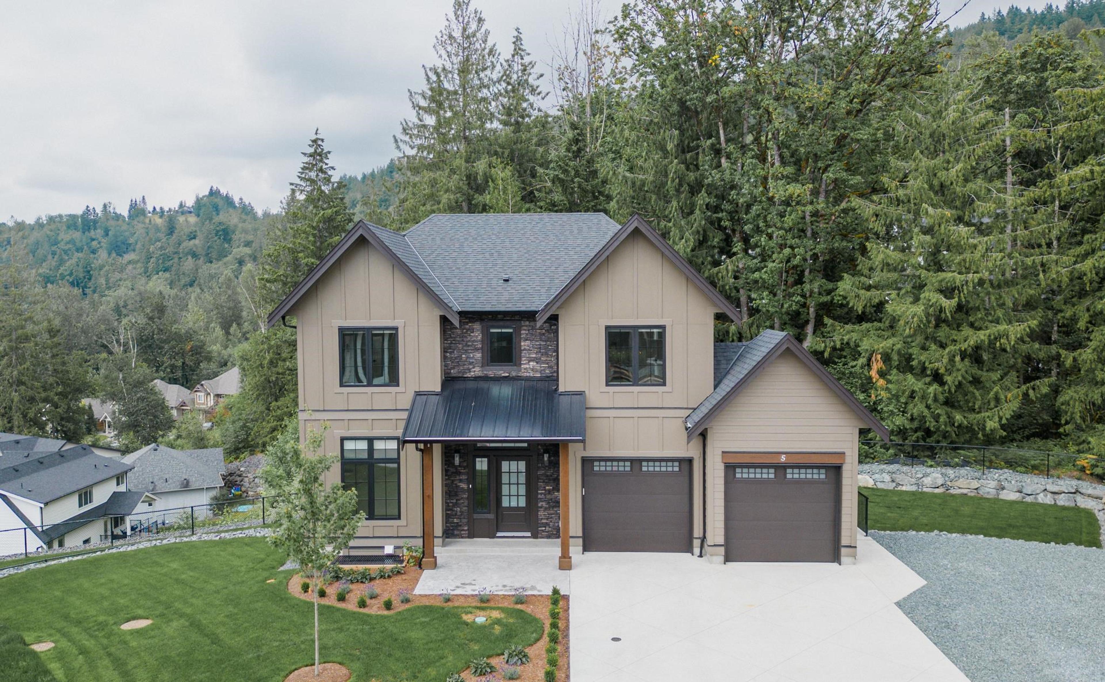 7259 Ramsay Place, Chilliwack - Exteriors - Drone/Aerial View - Photo 2