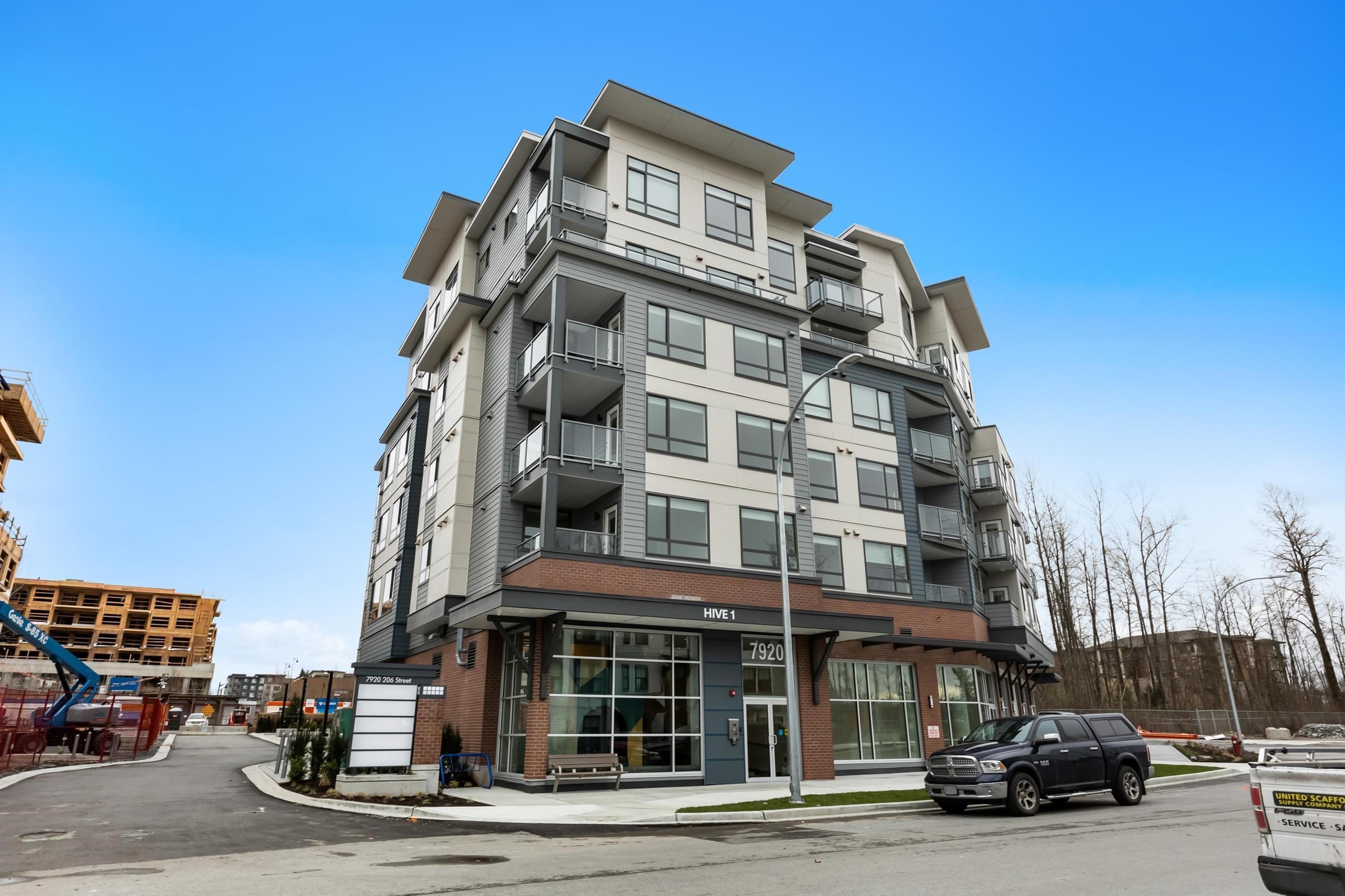 7920 206 Street, Langley - Exteriors - Photo 5