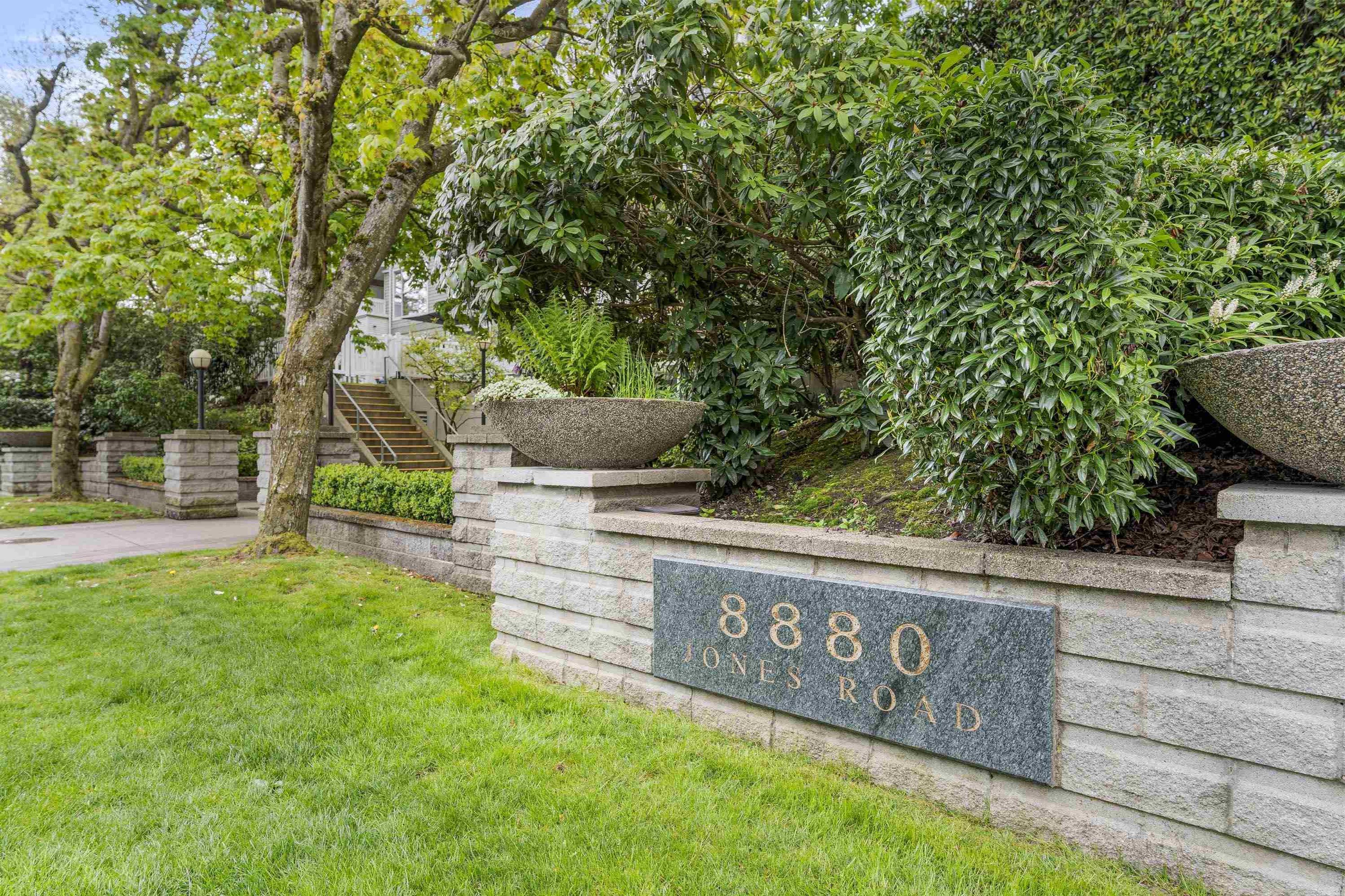 8880 Jones Road, Richmond - Exteriors - Photo 6