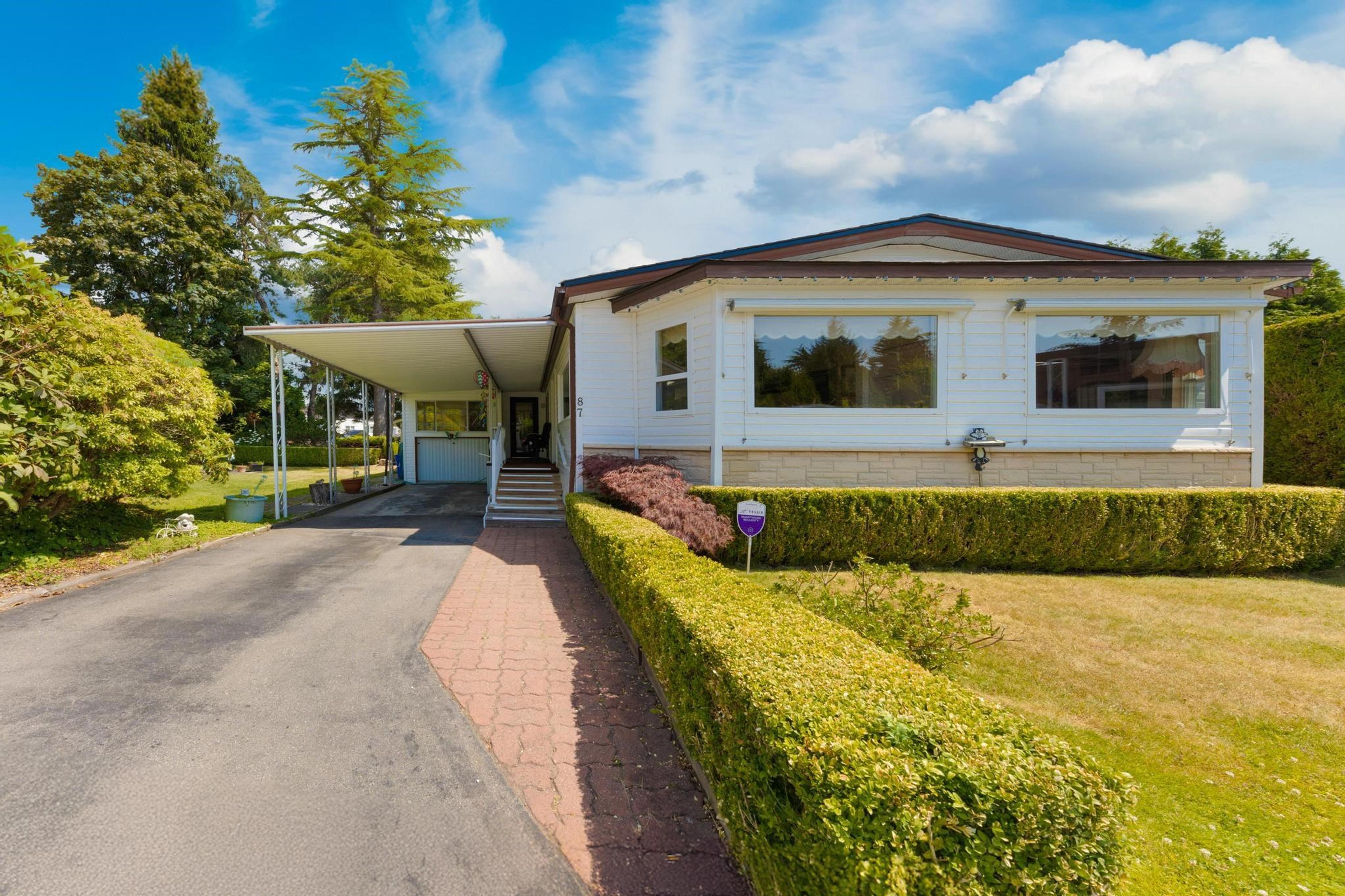 15875 20 Avenue, Surrey - Exteriors - Photo 4