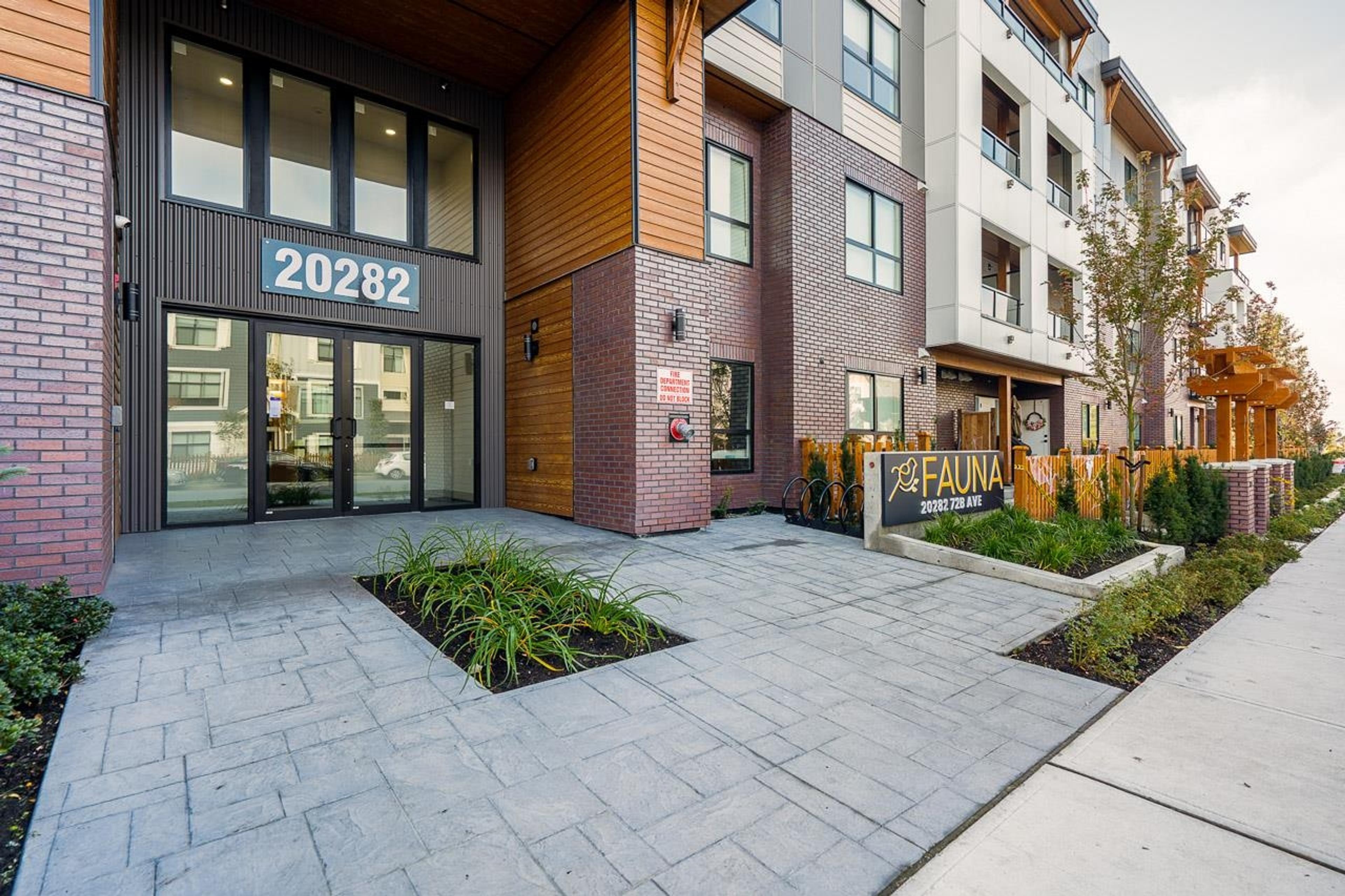 20282 72b Avenue, Langley - Exteriors - Photo 1