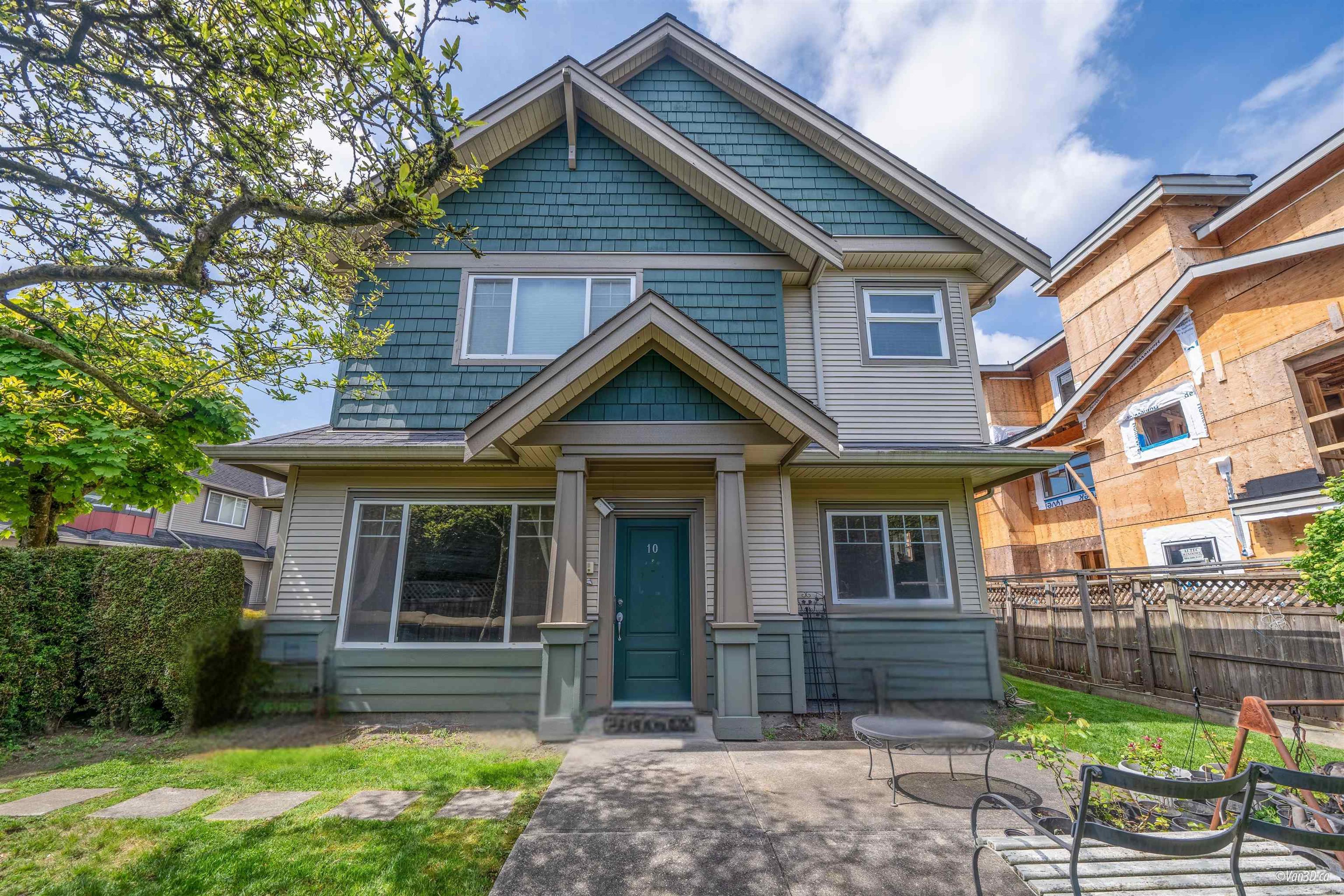 7060 Bridge Street, Richmond - Exteriors - Photo 2